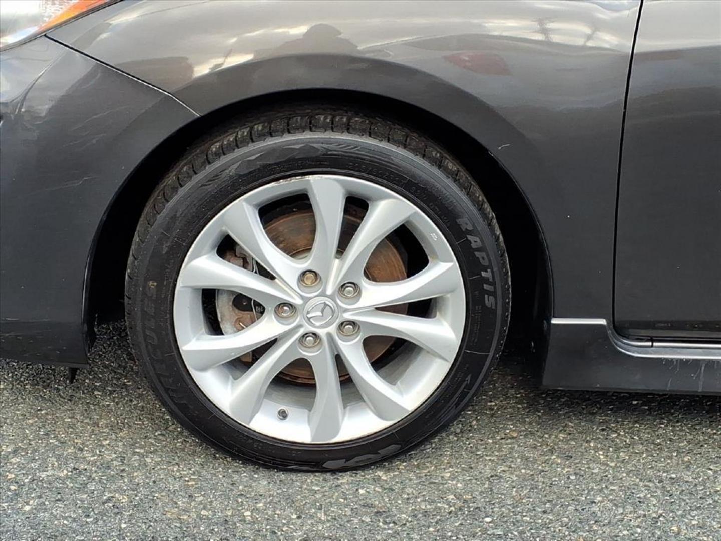 2010 Graphite Mica Mazda Mazda3 s Sport (JM1BL1H63A1) with an 2.5L 4 Cylinder Sequential-Port F.I. engine, 5SP transmission, located at 50 Eastern Blvd., Essex, MD, 21221, (410) 686-3444, 39.304367, -76.484947 - Photo#8