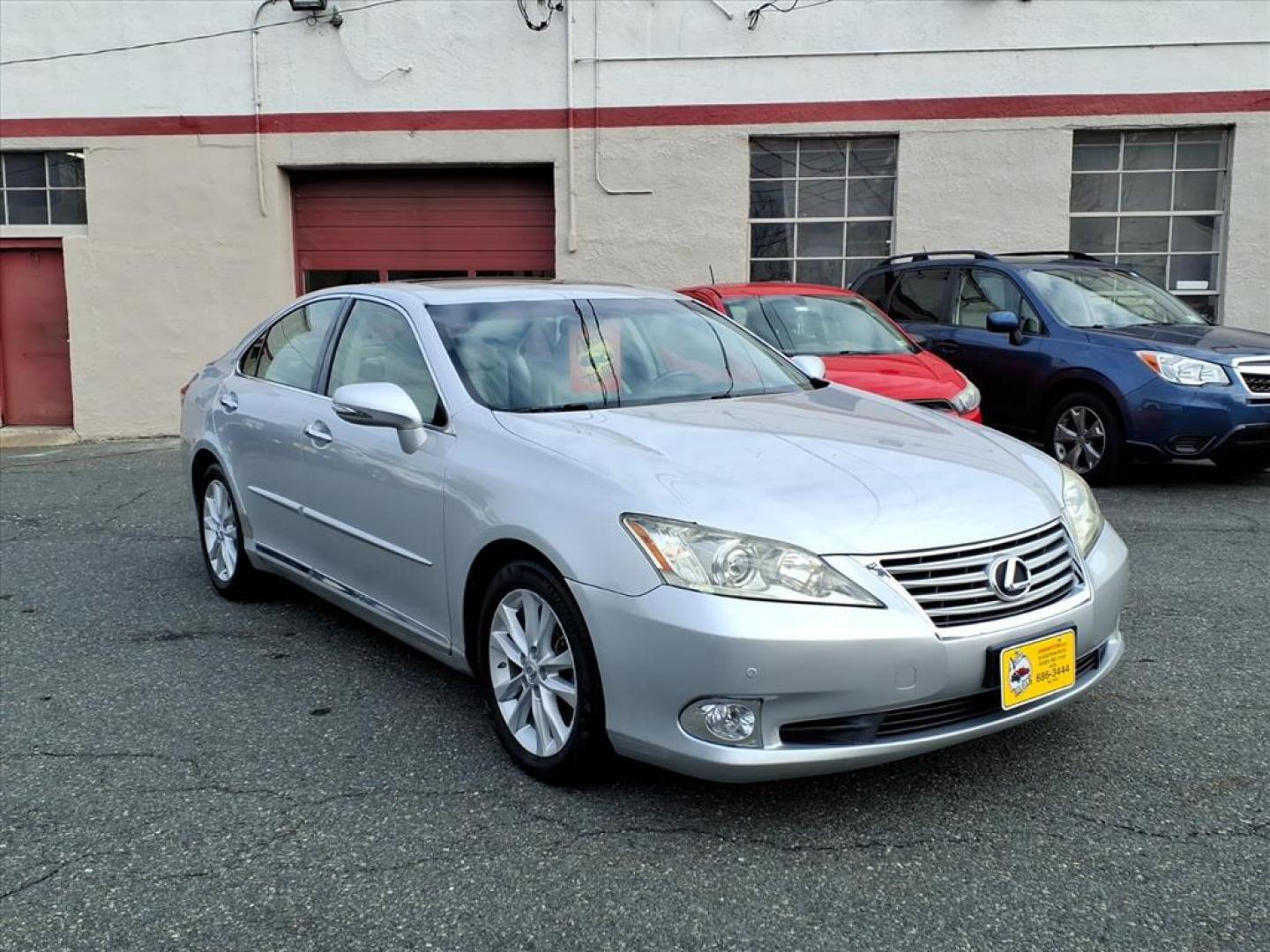 2012 Tungsten Pearl Lexus ES 350 Base (JTHBK1EG5C2) with an 3.5L 6 Cylinder Sequential Fuel Injection engine, Automatic transmission, located at 50 Eastern Blvd., Essex, MD, 21221, (410) 686-3444, 39.304367, -76.484947 - Photo#4