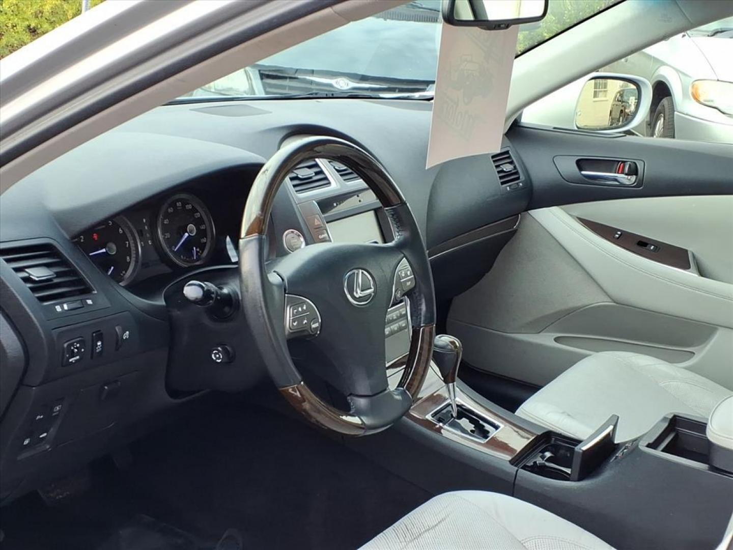 2012 Tungsten Pearl Lexus ES 350 Base (JTHBK1EG5C2) with an 3.5L 6 Cylinder Sequential Fuel Injection engine, Automatic transmission, located at 50 Eastern Blvd., Essex, MD, 21221, (410) 686-3444, 39.304367, -76.484947 - Photo#8