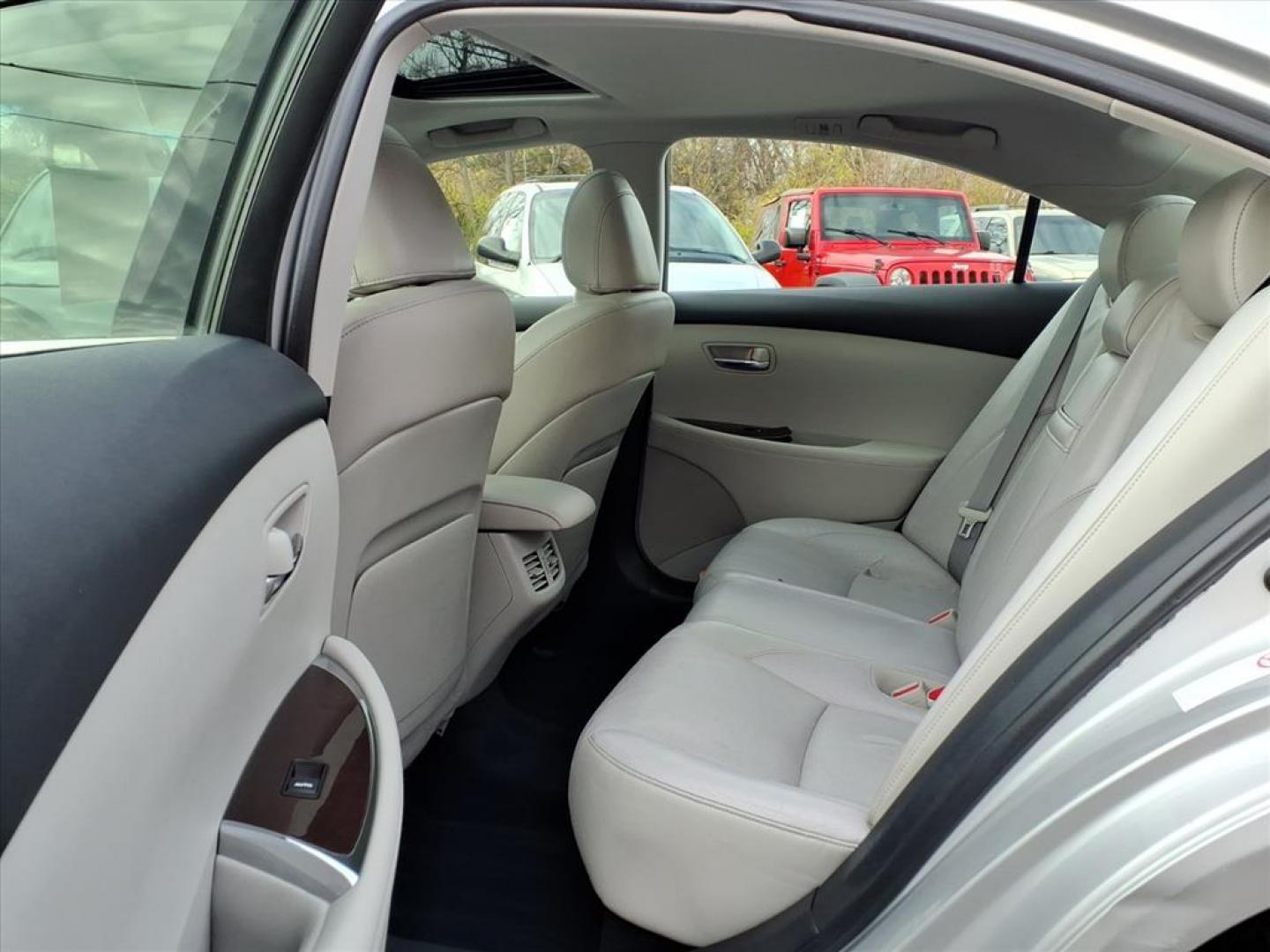 2012 Tungsten Pearl Lexus ES 350 Base (JTHBK1EG5C2) with an 3.5L 6 Cylinder Sequential Fuel Injection engine, Automatic transmission, located at 50 Eastern Blvd., Essex, MD, 21221, (410) 686-3444, 39.304367, -76.484947 - Photo#10