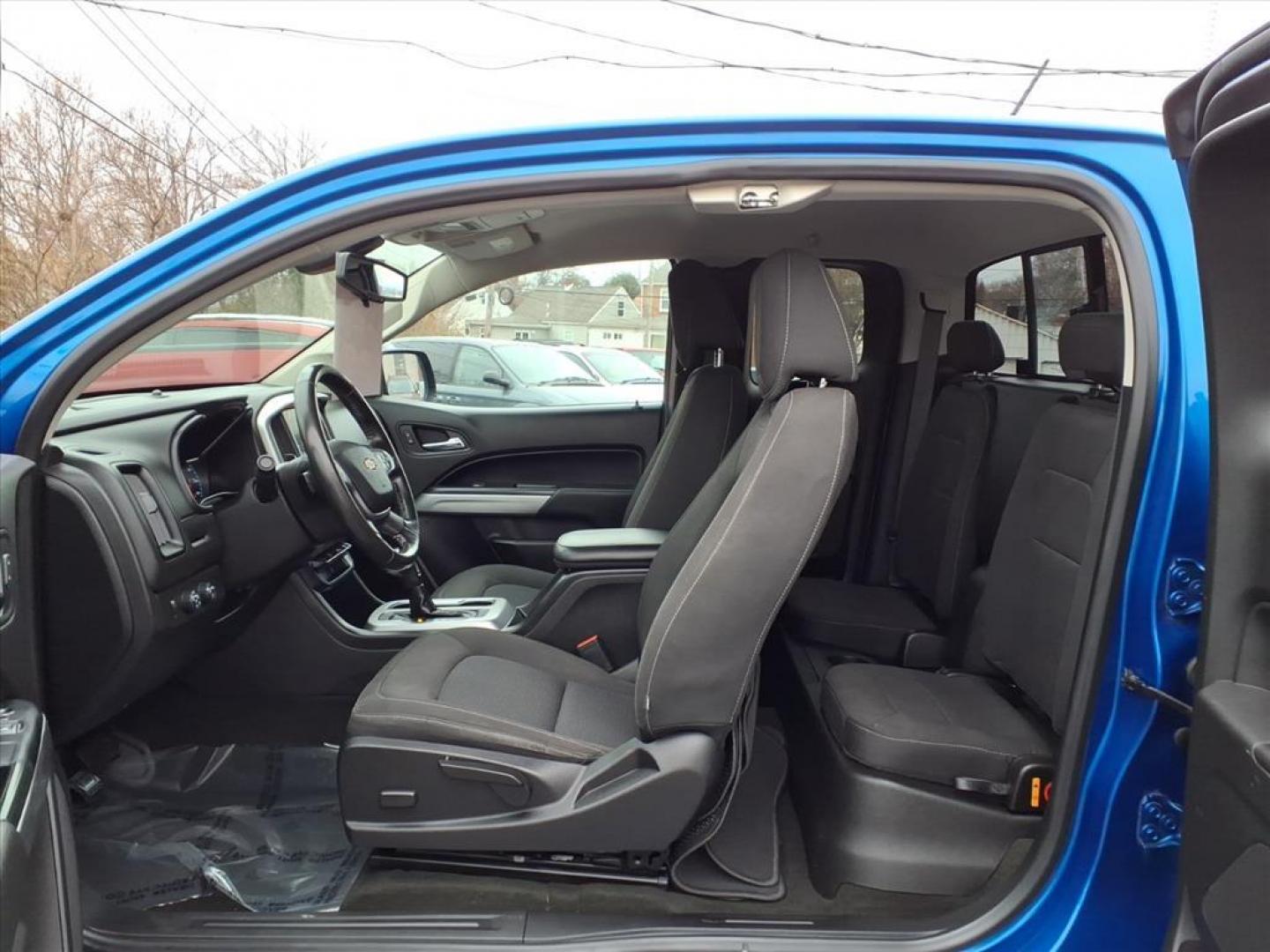 2018 Blue Chevrolet Colorado LT (1GCHTCEN2J1) with an 3.6L 6 Cylinder Fuel Injected engine, 4WD V6 transmission, located at 50 Eastern Blvd., Essex, MD, 21221, (410) 686-3444, 39.304367, -76.484947 - Photo#12
