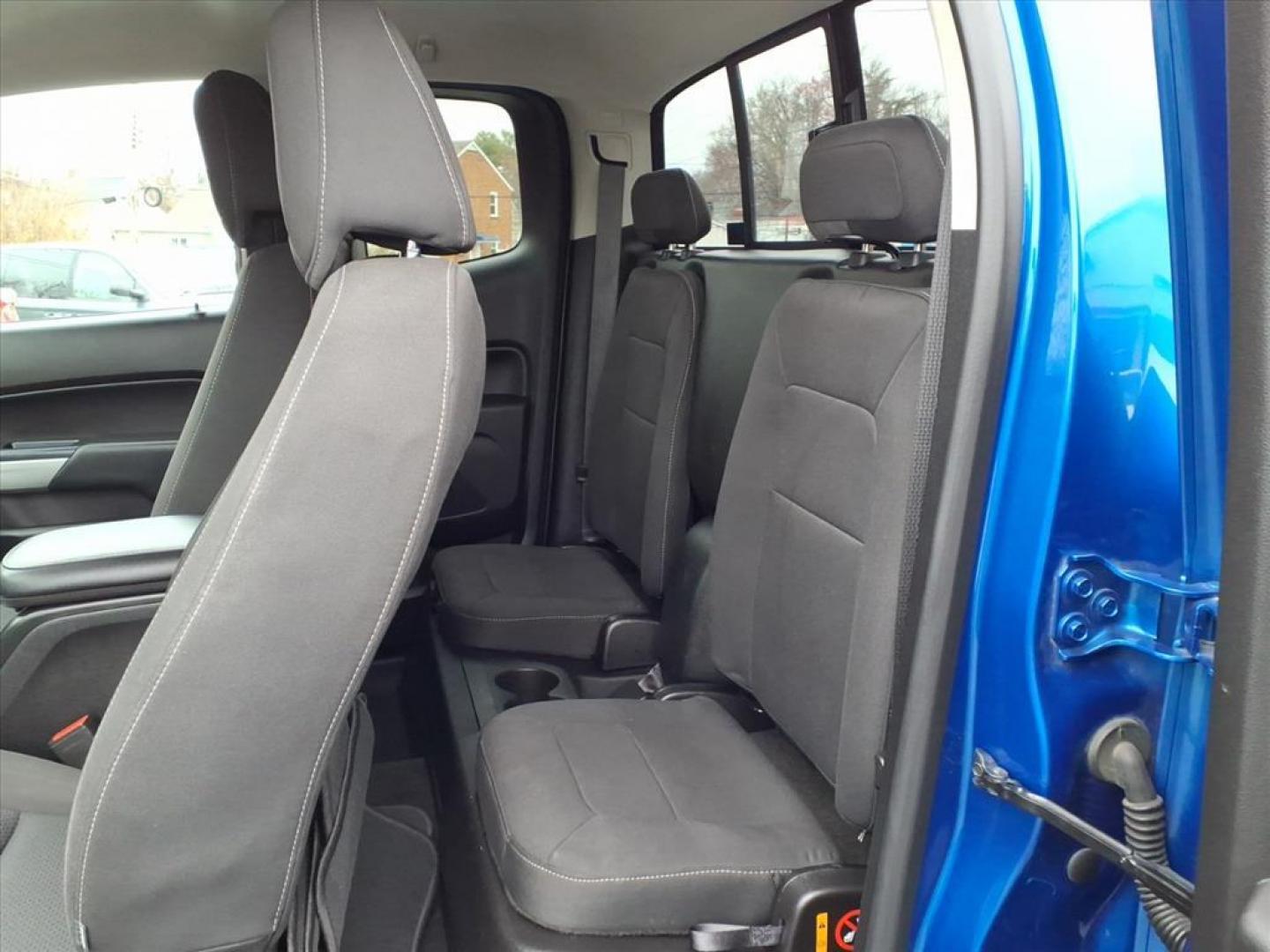 2018 Blue Chevrolet Colorado LT (1GCHTCEN2J1) with an 3.6L 6 Cylinder Fuel Injected engine, 4WD V6 transmission, located at 50 Eastern Blvd., Essex, MD, 21221, (410) 686-3444, 39.304367, -76.484947 - Photo#13