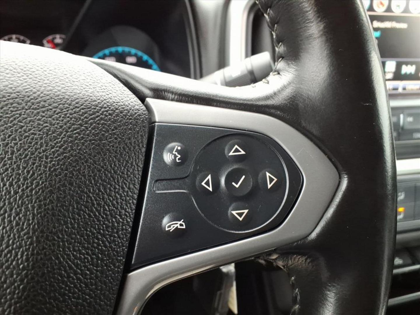 2018 Blue Chevrolet Colorado LT (1GCHTCEN2J1) with an 3.6L 6 Cylinder Fuel Injected engine, 4WD V6 transmission, located at 50 Eastern Blvd., Essex, MD, 21221, (410) 686-3444, 39.304367, -76.484947 - Photo#19