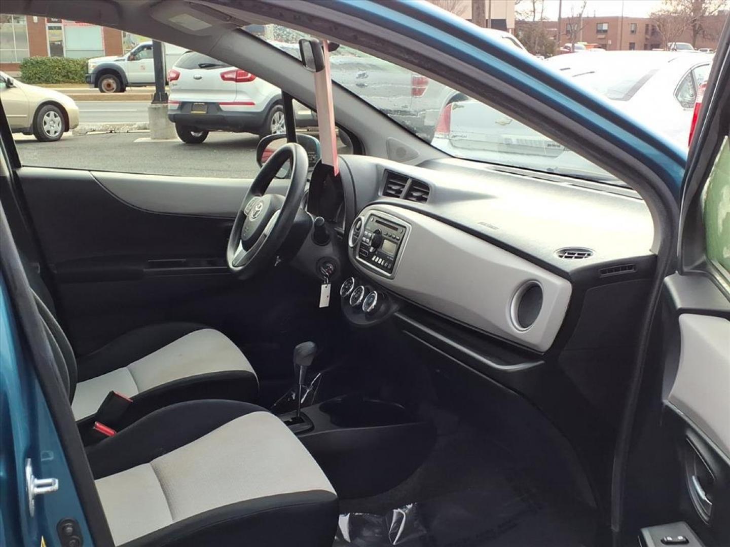 2012 Blazing Blue Pearl Toyota Yaris 5-Door LE (JTDKTUD3XCD) with an 1.5L 1.5L I4 106hp 103ft. lbs. Sequential-Port F.I. engine, 4-Speed Automatic transmission, located at 50 Eastern Blvd., Essex, MD, 21221, (410) 686-3444, 39.304367, -76.484947 - Photo#16