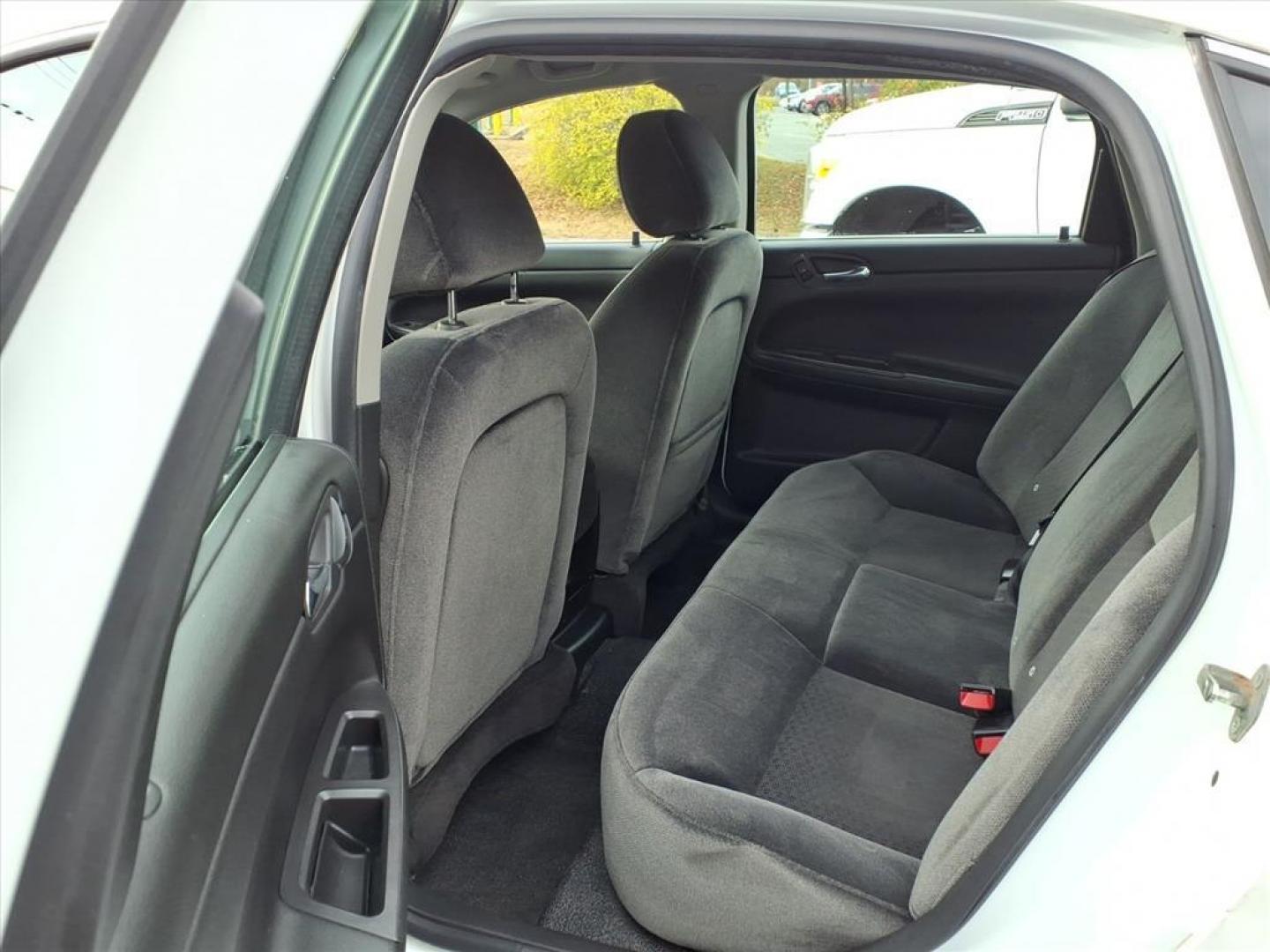 2013 Summit White Chevrolet Impala Unmarked Police (2G1WD5E30D1) with an 3.6L 3.6L Flex Fuel V6 302hp 262ft. lbs. Fuel Injected engine, 6-Speed Automatic w/Overdrive transmission, located at 50 Eastern Blvd., Essex, MD, 21221, (410) 686-3444, 39.304367, -76.484947 - Photo#11