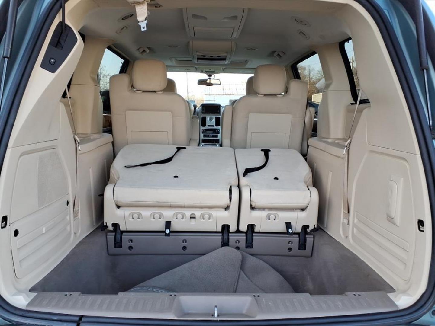 2010 Blue Chrysler Town and Country Limited (2A4RR6DX6AR) with an 4.0L 6 Cylinder Sequential-Port F.I. engine, AT V6 transmission, located at 50 Eastern Blvd., Essex, MD, 21221, (410) 686-3444, 39.304367, -76.484947 - Photo#4