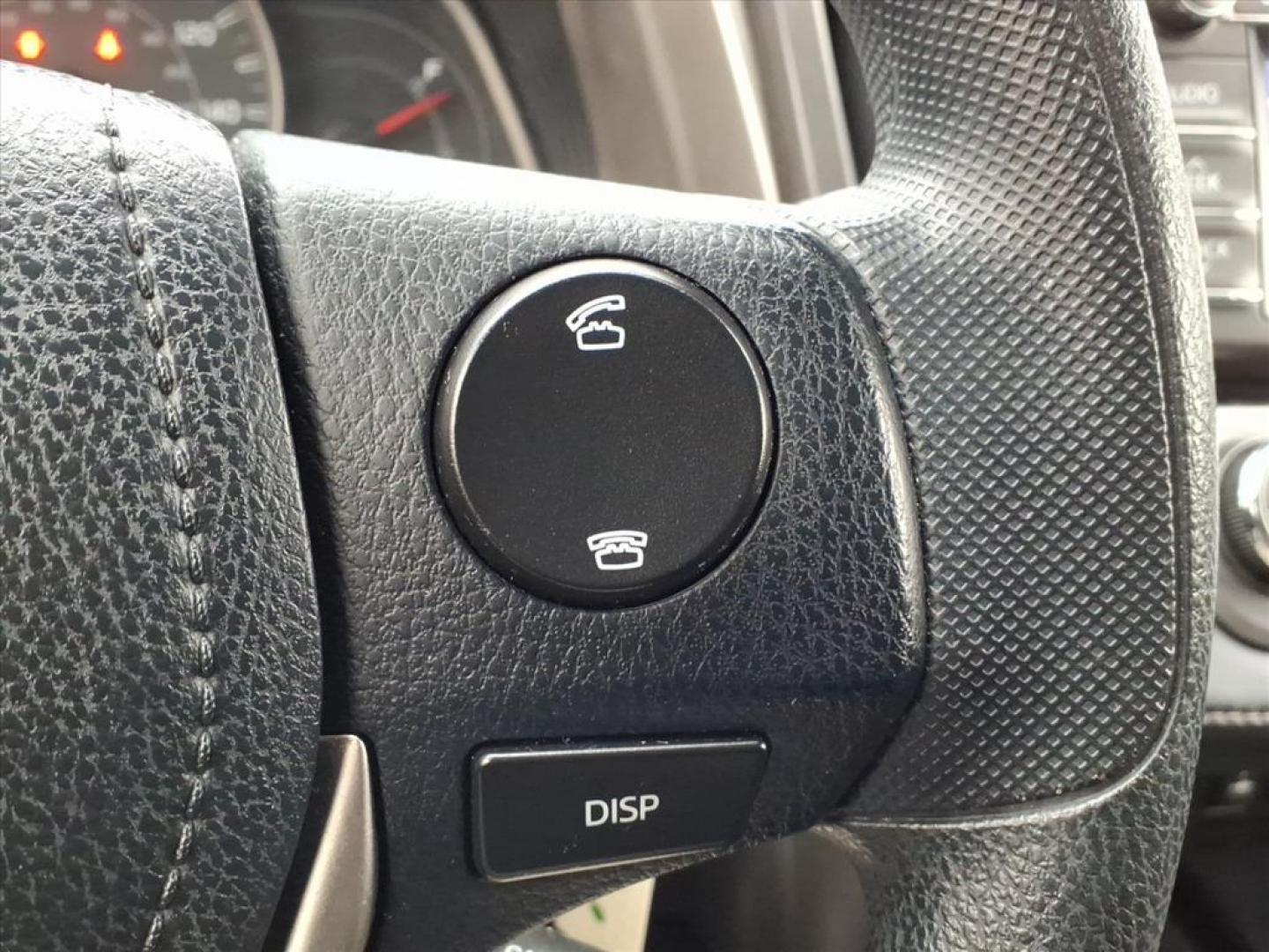 2013 Barcelona Red Metallic Toyota RAV4 XLE (JTMRFREV7DD) with an 2.5L 4 Cylinder Sequential Fuel Injection engine, Automatic transmission, located at 50 Eastern Blvd., Essex, MD, 21221, (410) 686-3444, 39.304367, -76.484947 - Photo#21