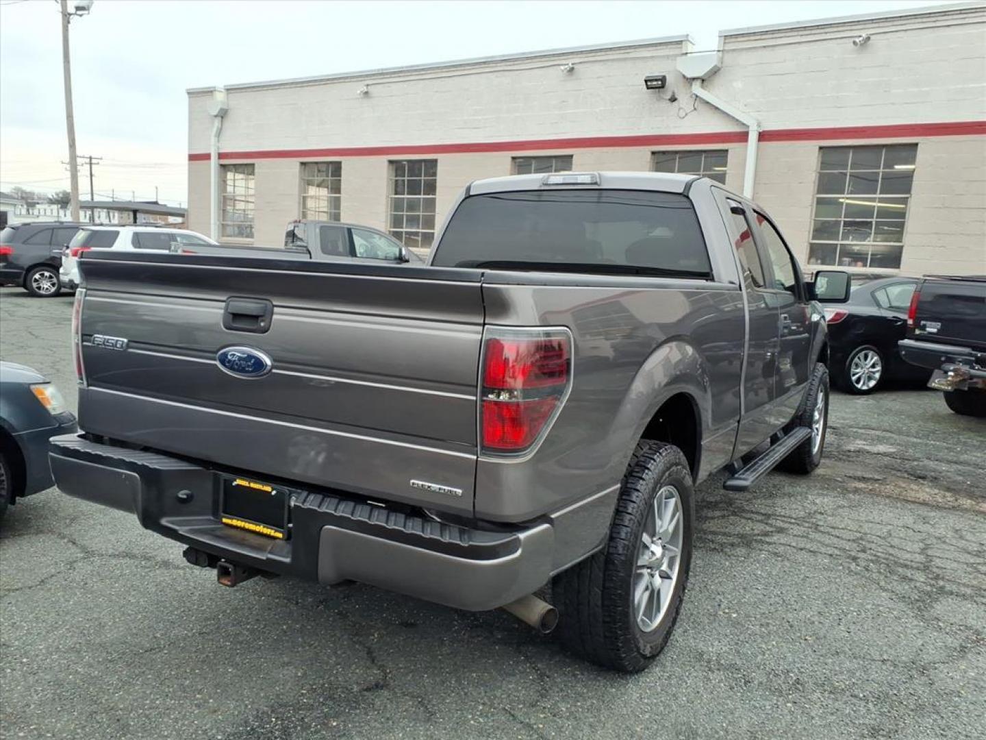 2014 Sterling Gray Metallic Ford F-150 STX (1FTFX1EF8EF) with an 5.0L 8 Cylinder Sequential-Port F.I. engine, Automatic transmission, located at 50 Eastern Blvd., Essex, MD, 21221, (410) 686-3444, 39.304367, -76.484947 - Photo#4