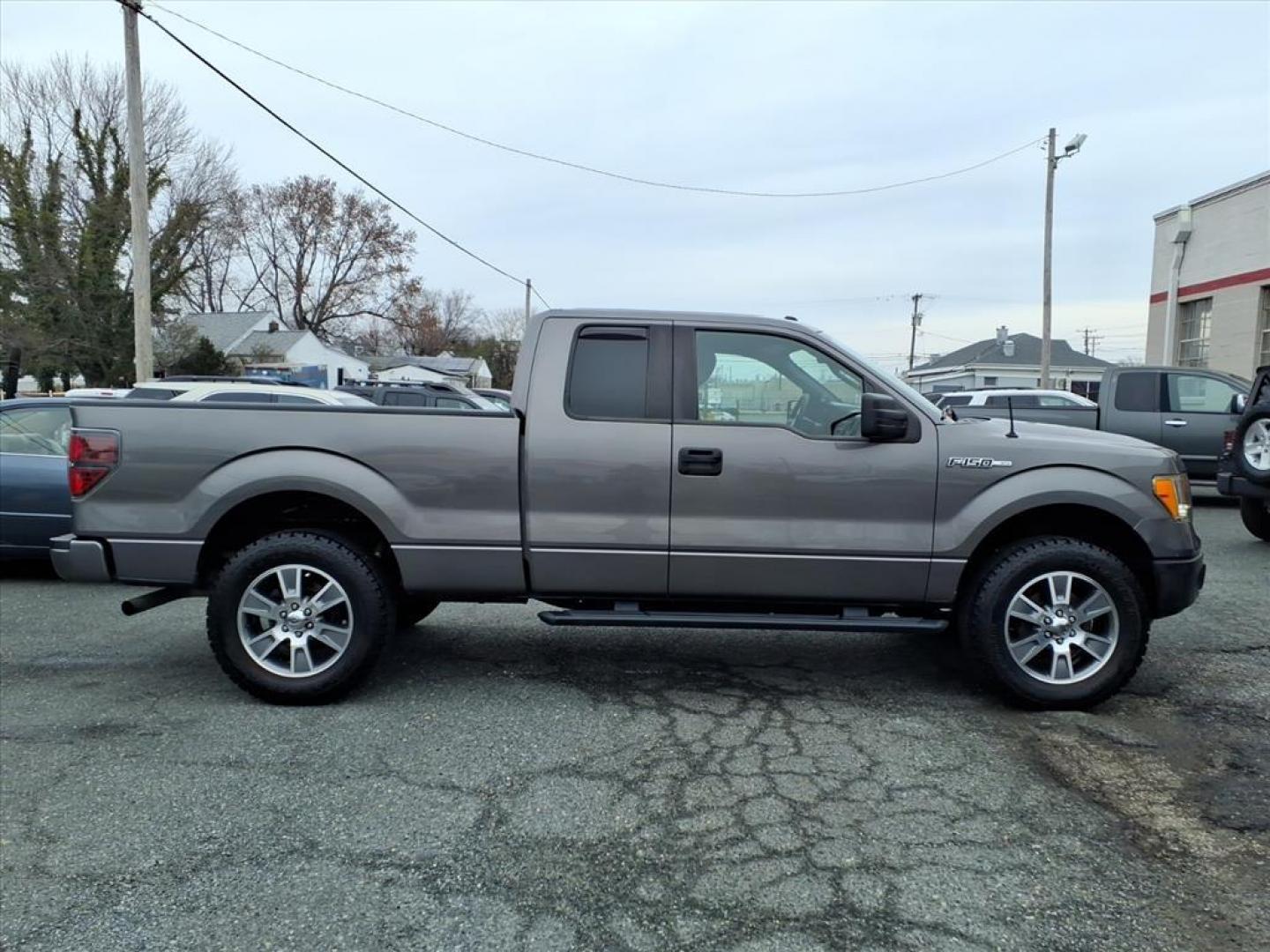 2014 Sterling Gray Metallic Ford F-150 STX (1FTFX1EF8EF) with an 5.0L 8 Cylinder Sequential-Port F.I. engine, Automatic transmission, located at 50 Eastern Blvd., Essex, MD, 21221, (410) 686-3444, 39.304367, -76.484947 - Photo#5