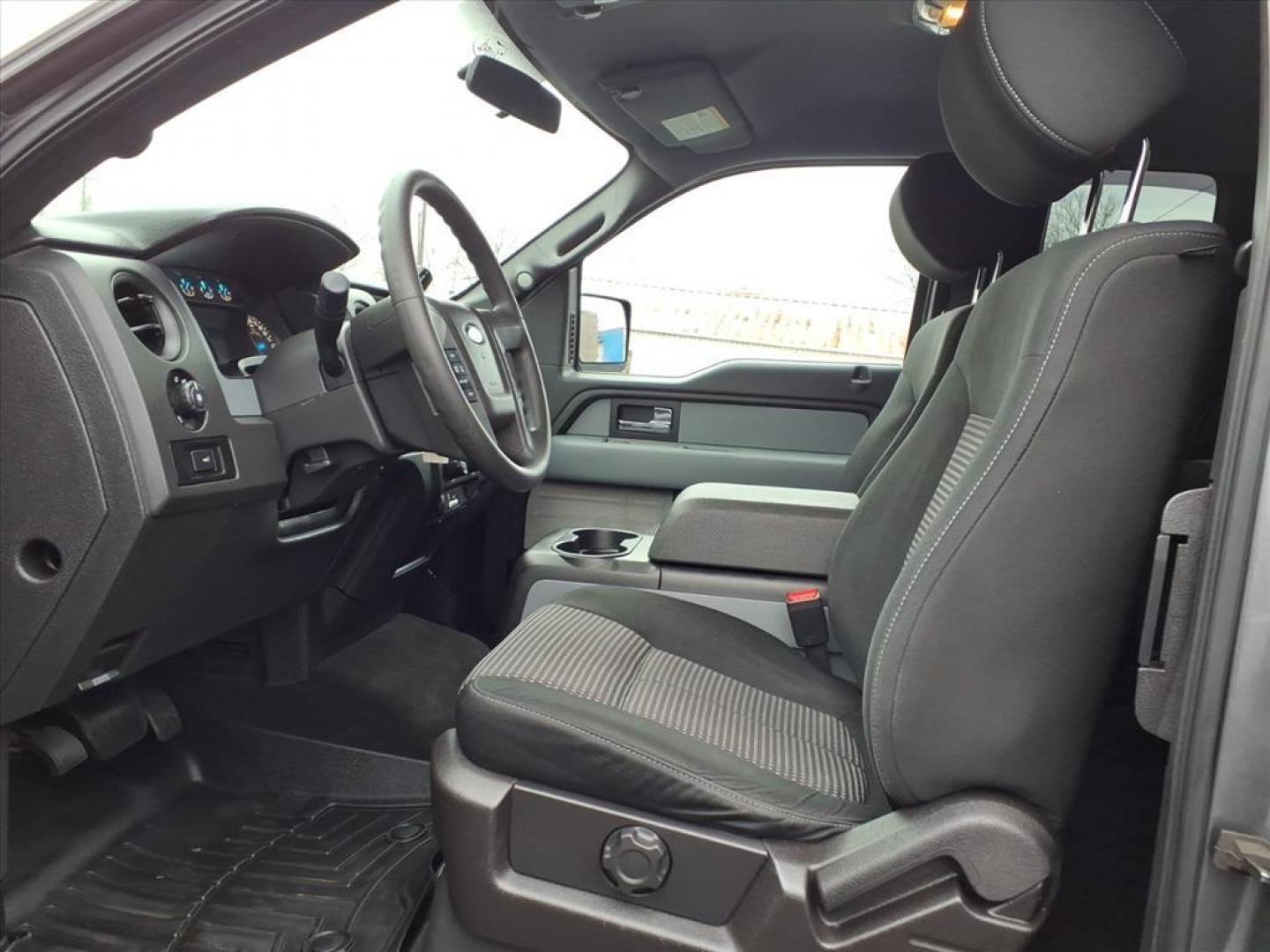 2014 Sterling Gray Metallic Ford F-150 STX (1FTFX1EF8EF) with an 5.0L 8 Cylinder Sequential-Port F.I. engine, Automatic transmission, located at 50 Eastern Blvd., Essex, MD, 21221, (410) 686-3444, 39.304367, -76.484947 - Photo#10