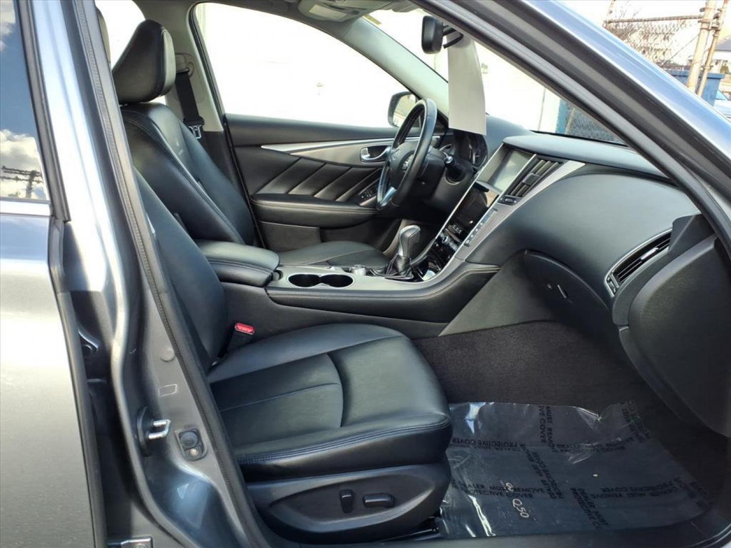 2014 Graphite Shadow INFINITI Q50 Premium (JN1BV7AR9EM) with an 3.7L 6 Cylinder Sequential-Port F.I. engine, ATV6 transmission, located at 50 Eastern Blvd., Essex, MD, 21221, (410) 686-3444, 39.304367, -76.484947 - Photo#16