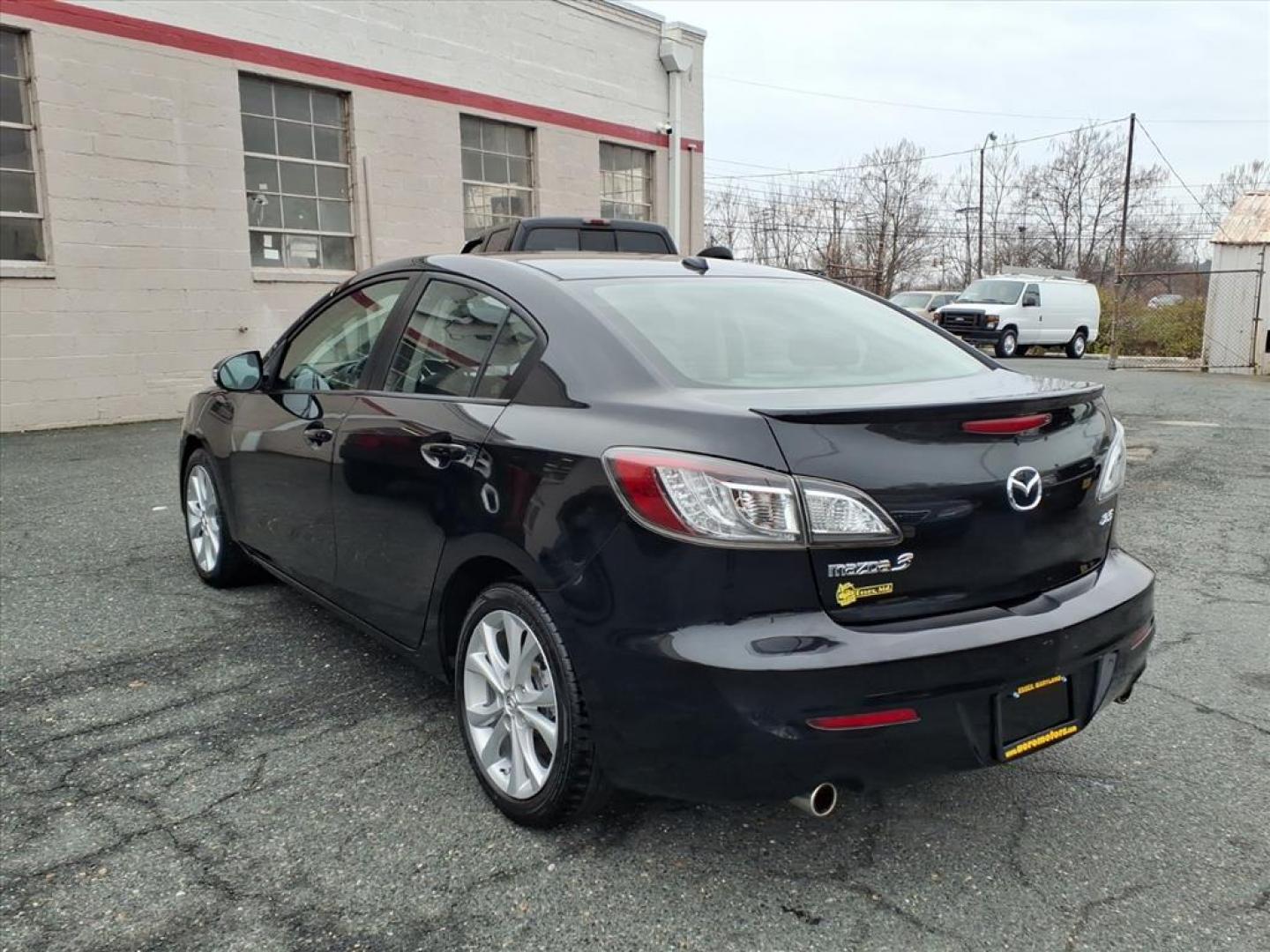 2010 Black Mazda Mazda3 s Grand Touring (JM1BL1S63A1) with an 2.5L 4 Cylinder Sequential-Port F.I. engine, Automatic transmission, located at 50 Eastern Blvd., Essex, MD, 21221, (410) 686-3444, 39.304367, -76.484947 - Photo#2