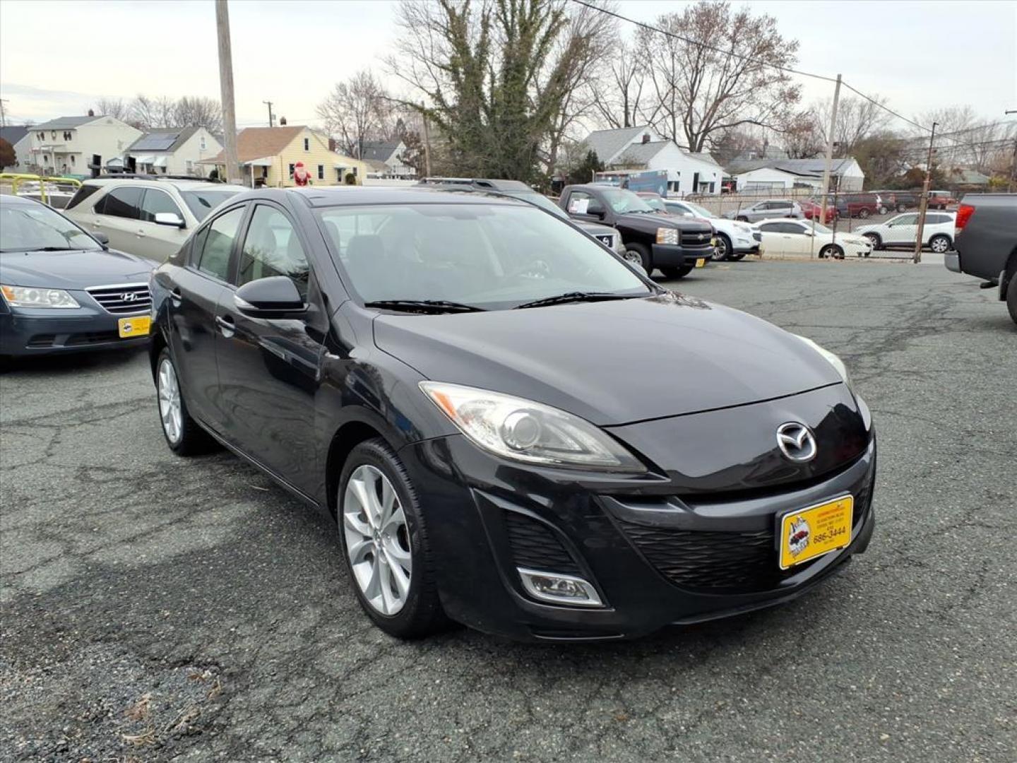 2010 Black Mazda Mazda3 s Grand Touring (JM1BL1S63A1) with an 2.5L 4 Cylinder Sequential-Port F.I. engine, Automatic transmission, located at 50 Eastern Blvd., Essex, MD, 21221, (410) 686-3444, 39.304367, -76.484947 - Photo#6