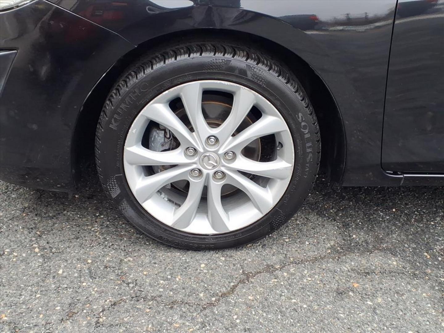 2010 Black Mazda Mazda3 s Grand Touring (JM1BL1S63A1) with an 2.5L 4 Cylinder Sequential-Port F.I. engine, Automatic transmission, located at 50 Eastern Blvd., Essex, MD, 21221, (410) 686-3444, 39.304367, -76.484947 - Photo#8