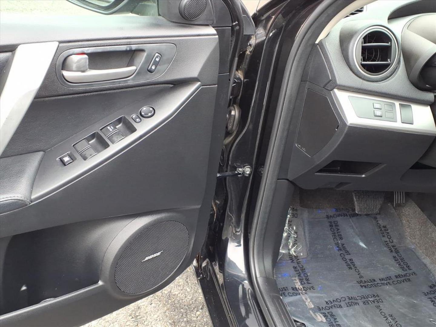 2010 Black Mazda Mazda3 s Grand Touring (JM1BL1S63A1) with an 2.5L 4 Cylinder Sequential-Port F.I. engine, Automatic transmission, located at 50 Eastern Blvd., Essex, MD, 21221, (410) 686-3444, 39.304367, -76.484947 - Photo#9