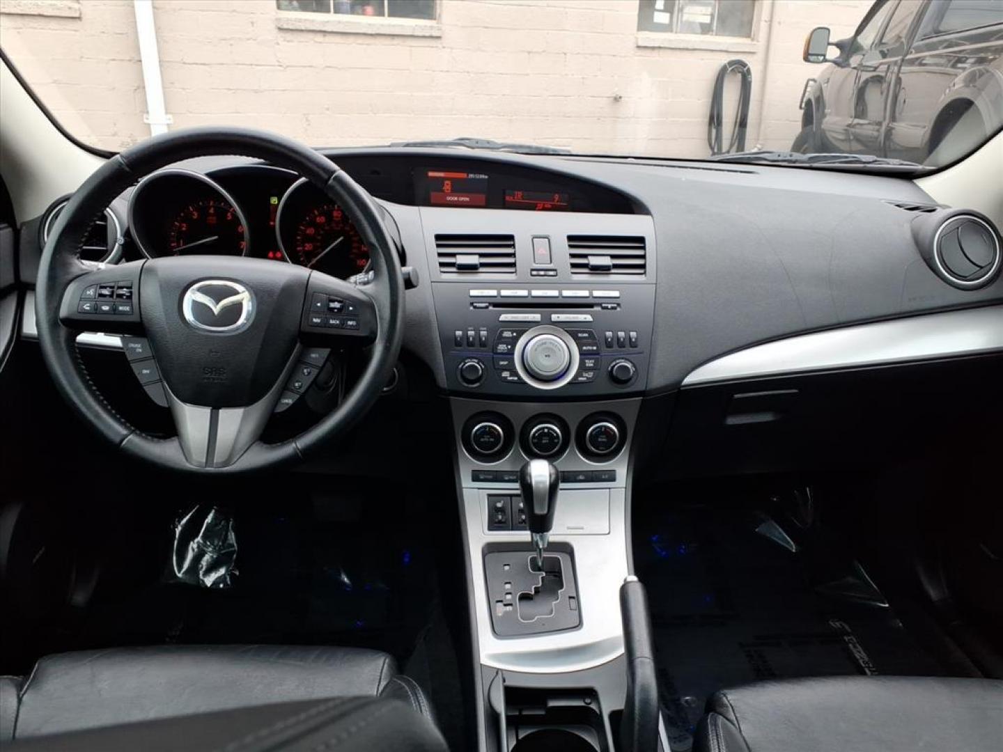 2010 Black Mazda Mazda3 s Grand Touring (JM1BL1S63A1) with an 2.5L 4 Cylinder Sequential-Port F.I. engine, Automatic transmission, located at 50 Eastern Blvd., Essex, MD, 21221, (410) 686-3444, 39.304367, -76.484947 - Photo#15