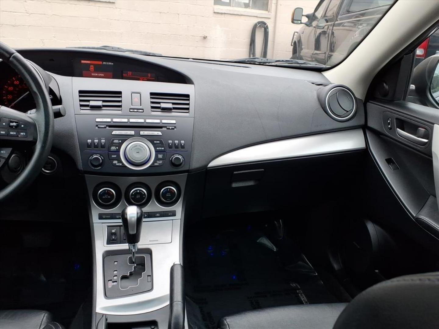 2010 Black Mazda Mazda3 s Grand Touring (JM1BL1S63A1) with an 2.5L 4 Cylinder Sequential-Port F.I. engine, Automatic transmission, located at 50 Eastern Blvd., Essex, MD, 21221, (410) 686-3444, 39.304367, -76.484947 - Photo#16