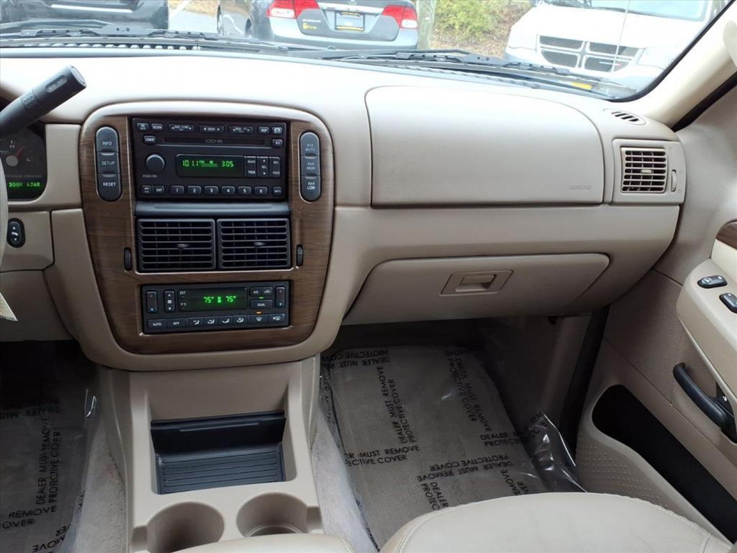 2004 Medium Wedgewood Blue Clearcoat Ford Explorer Eddie Bauer (1FMDU74K14U) with an 4.0L 6 Cylinder Fuel Injected engine, Automatic transmission, located at 50 Eastern Blvd., Essex, MD, 21221, (410) 686-3444, 39.304367, -76.484947 - Photo#17