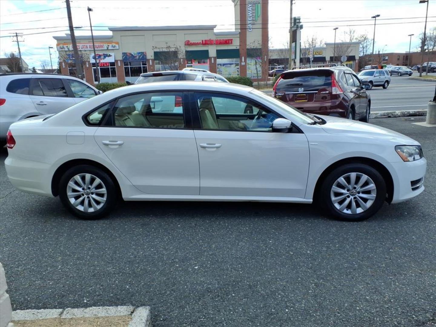 2014 Candy White Volkswagen Passat 1.8T Wolfsburg Edition (1VWAS7A30EC) with an 1.8L 1.8L Turbo I4 170hp 184ft. lbs. Turbocharged engine, 6-Speed Shiftable Automatic transmission, located at 50 Eastern Blvd., Essex, MD, 21221, (410) 686-3444, 39.304367, -76.484947 - Photo#5