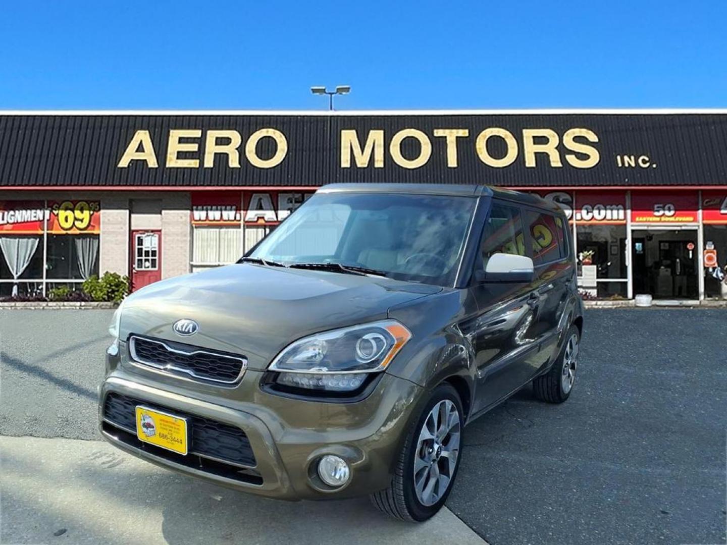 2013 Dune Kia Soul ! (KNDJT2A66D7) with an 2.0L 2.0L I4 164hp 148ft. lbs. Sequential-Port F.I. engine, 6-Speed Shiftable Automatic transmission, located at 50 Eastern Blvd., Essex, MD, 21221, (410) 686-3444, 39.304367, -76.484947 - Photo#0