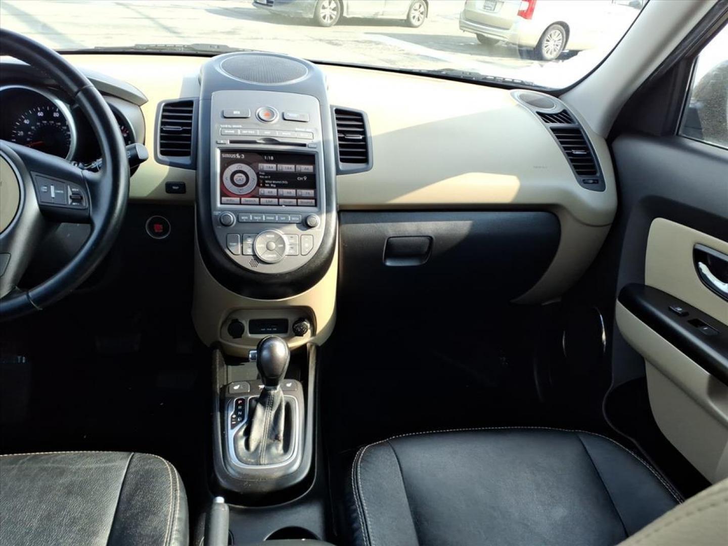 2013 Dune Kia Soul ! (KNDJT2A66D7) with an 2.0L 2.0L I4 164hp 148ft. lbs. Sequential-Port F.I. engine, 6-Speed Shiftable Automatic transmission, located at 50 Eastern Blvd., Essex, MD, 21221, (410) 686-3444, 39.304367, -76.484947 - Photo#16