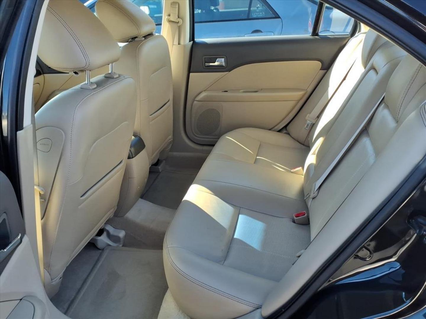 2009 Tuxedo Black Clearcoat Metallic Mercury Milan V6 Premier (3MEHM08109R) with an 3.0L 6 Cylinder Sequential-Port F.I. engine, Automatic transmission, located at 50 Eastern Blvd., Essex, MD, 21221, (410) 686-3444, 39.304367, -76.484947 - Photo#8