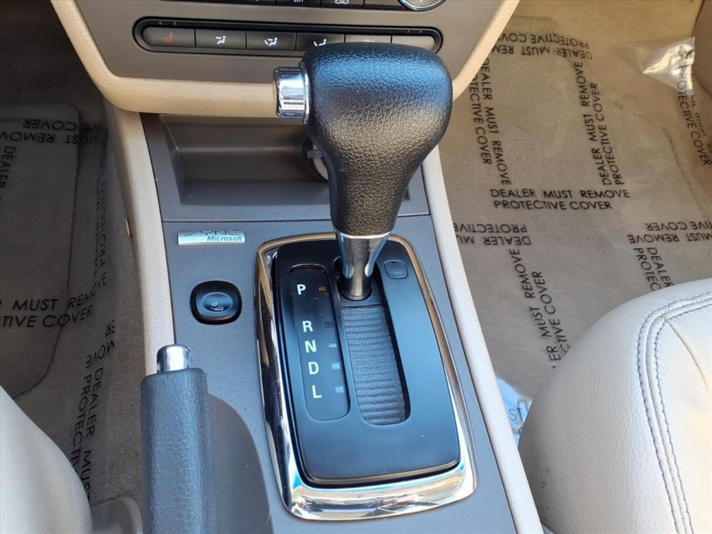 2009 Tuxedo Black Clearcoat Metallic Mercury Milan V6 Premier (3MEHM08109R) with an 3.0L 6 Cylinder Sequential-Port F.I. engine, Automatic transmission, located at 50 Eastern Blvd., Essex, MD, 21221, (410) 686-3444, 39.304367, -76.484947 - Photo#13