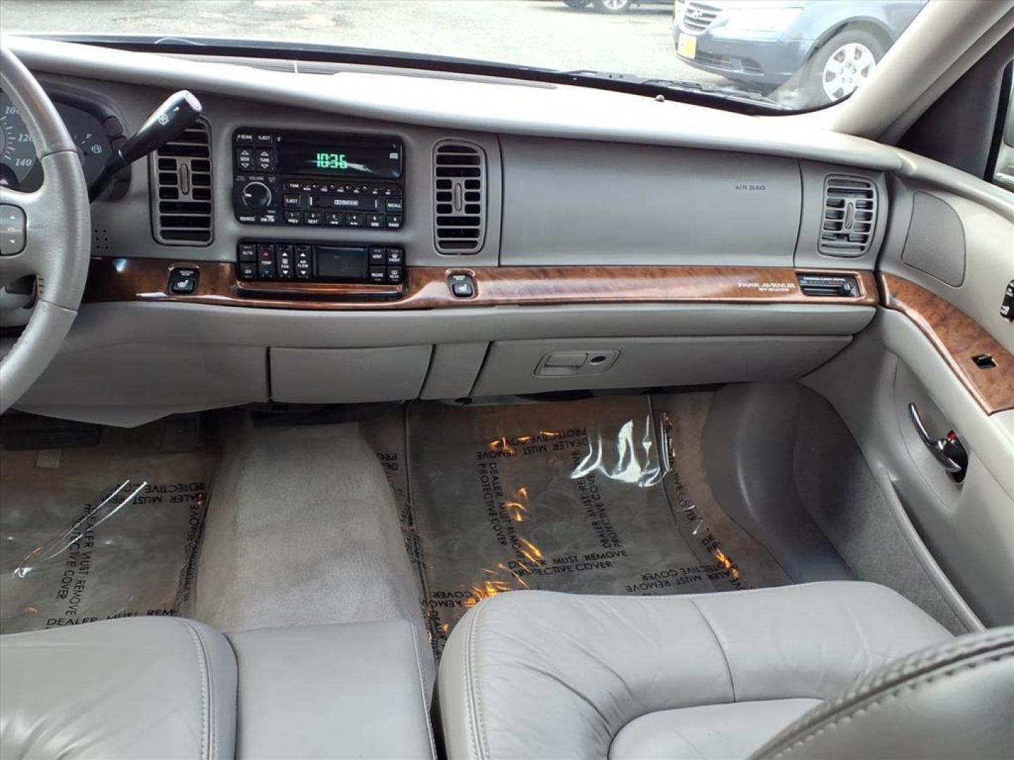2005 Platinum Metallic Buick Park Avenue Base (1G4CW54K254) with an 3.8L 6 Cylinder Sequential-Port F.I. engine, Automatic transmission, located at 50 Eastern Blvd., Essex, MD, 21221, (410) 686-3444, 39.304367, -76.484947 - Photo#15