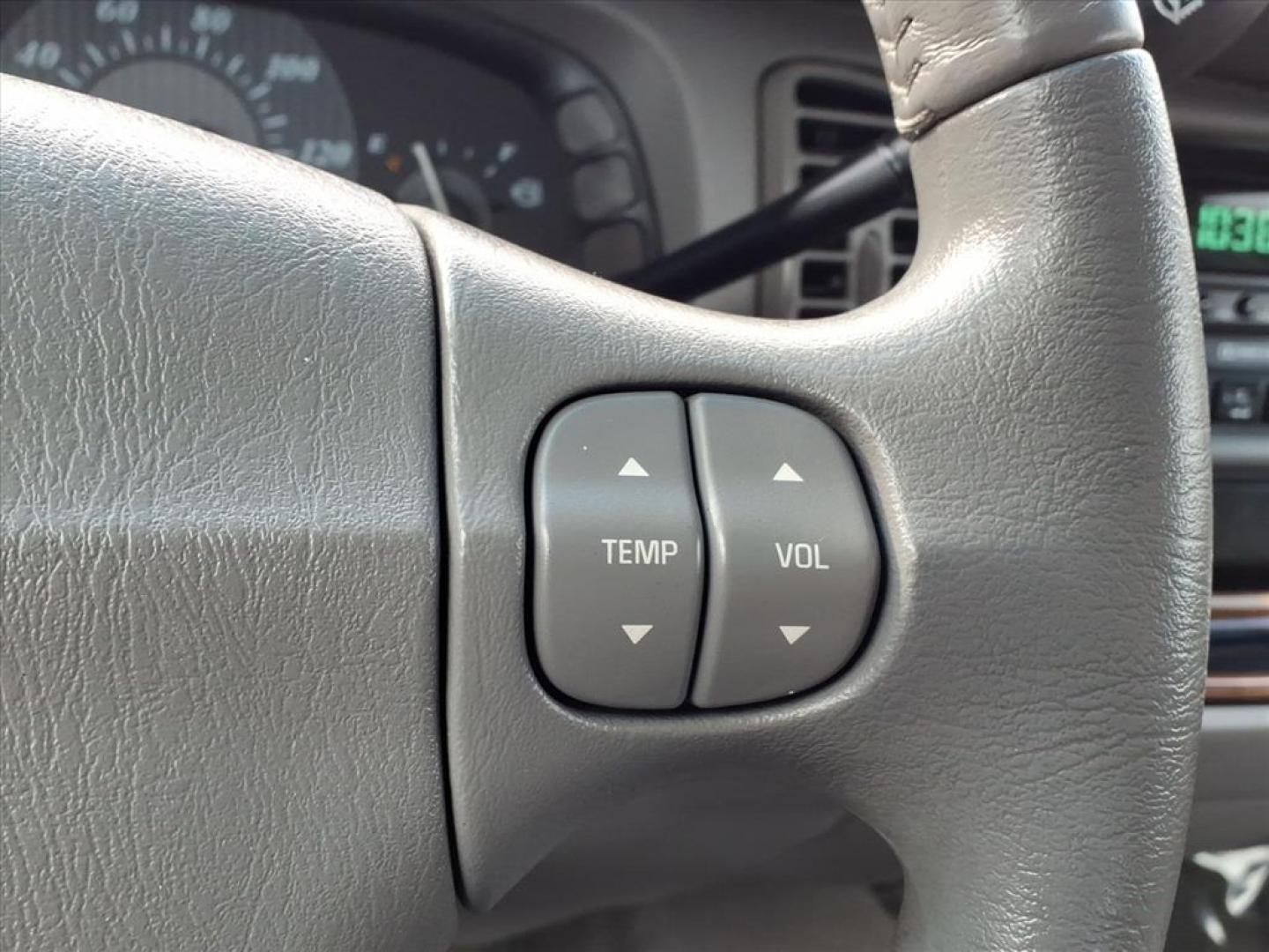 2005 Platinum Metallic Buick Park Avenue Base (1G4CW54K254) with an 3.8L 6 Cylinder Sequential-Port F.I. engine, Automatic transmission, located at 50 Eastern Blvd., Essex, MD, 21221, (410) 686-3444, 39.304367, -76.484947 - Photo#19