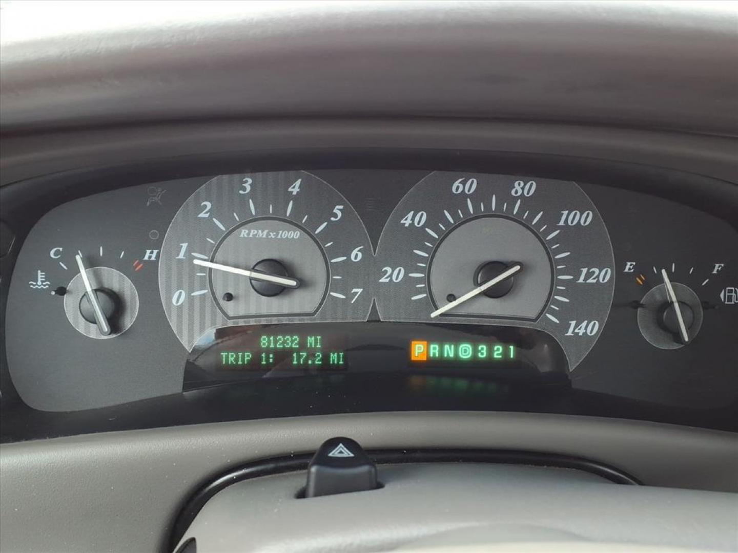 2005 Platinum Metallic Buick Park Avenue Base (1G4CW54K254) with an 3.8L 6 Cylinder Sequential-Port F.I. engine, Automatic transmission, located at 50 Eastern Blvd., Essex, MD, 21221, (410) 686-3444, 39.304367, -76.484947 - Photo#20