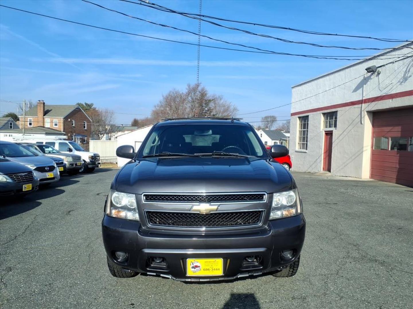 2011 Black 41u Chevrolet Suburban LS (1GNSKHE31BR) with an 5.3L 8 Cylinder Sequential-Port F.I. engine, Automatic transmission, located at 50 Eastern Blvd., Essex, MD, 21221, (410) 686-3444, 39.304367, -76.484947 - Photo#6