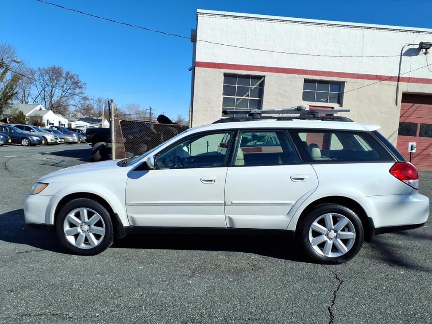 2008 Satin White Pearl Subaru Outback 2.5i Limited (4S4BP62C087) with an 2.5L 2.5L H4 170hp 170ft. lbs. Sequential-Port F.I. engine, 4-Speed Automatic with Sportshift Manual 4A transmission, located at 50 Eastern Blvd., Essex, MD, 21221, (410) 686-3444, 39.304367, -76.484947 - Photo#1