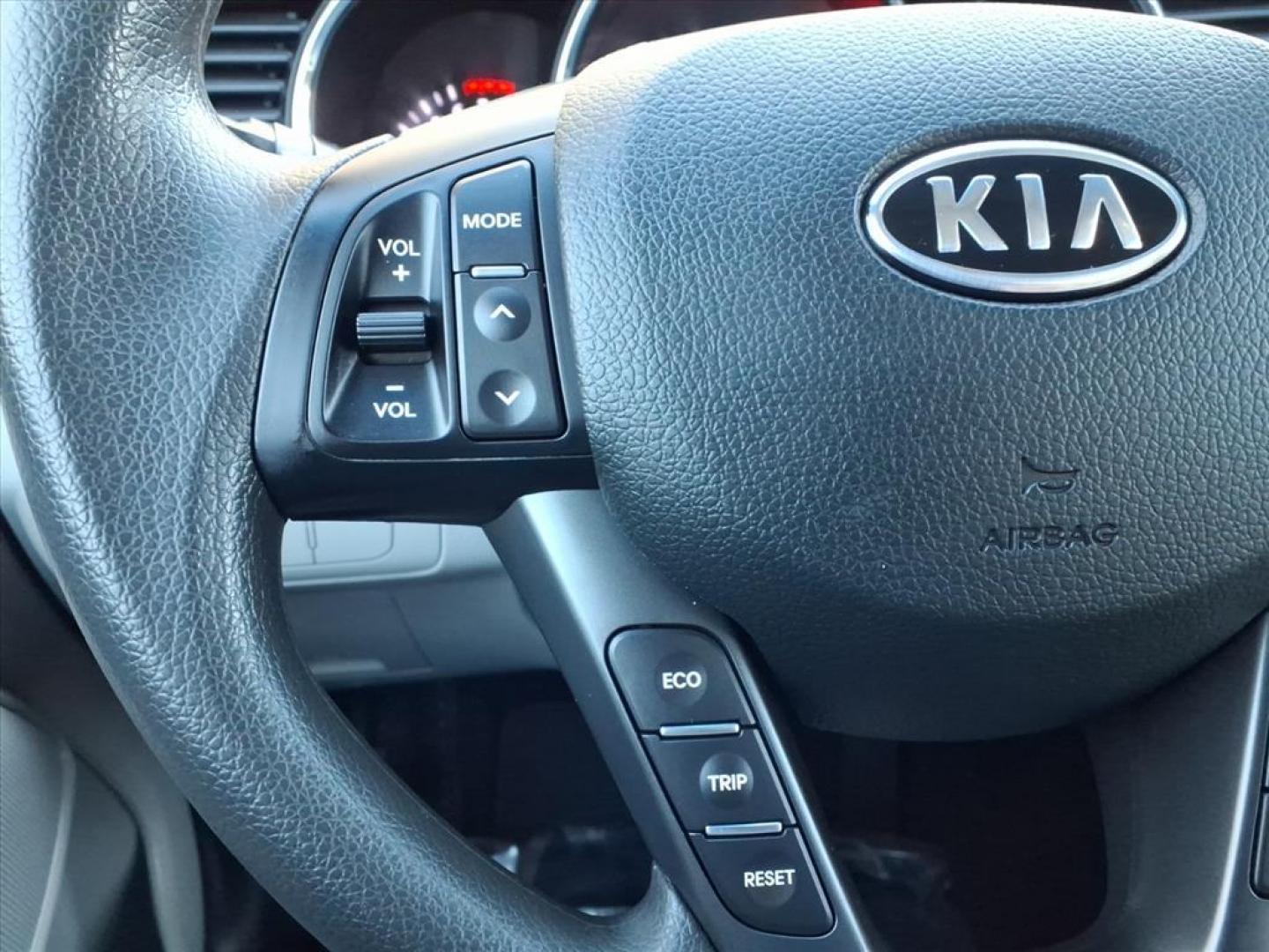 2012 Bright Silver Kia Optima LX (5XXGM4A70CG) with an 2.4L 2.4L I4 200hp 186ft. lbs. Fuel Injected engine, 6-Speed Automatic Sportmatic transmission, located at 50 Eastern Blvd., Essex, MD, 21221, (410) 686-3444, 39.304367, -76.484947 - Photo#17