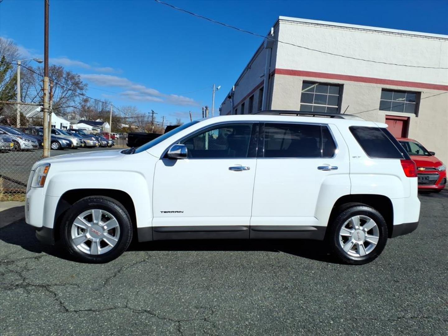 2013 Summit White GMC Terrain SLT-1 (2GKFLVE38D6) with an 3.6L 6 Cylinder Fuel Injected engine, ATAWD transmission, located at 50 Eastern Blvd., Essex, MD, 21221, (410) 686-3444, 39.304367, -76.484947 - Photo#1