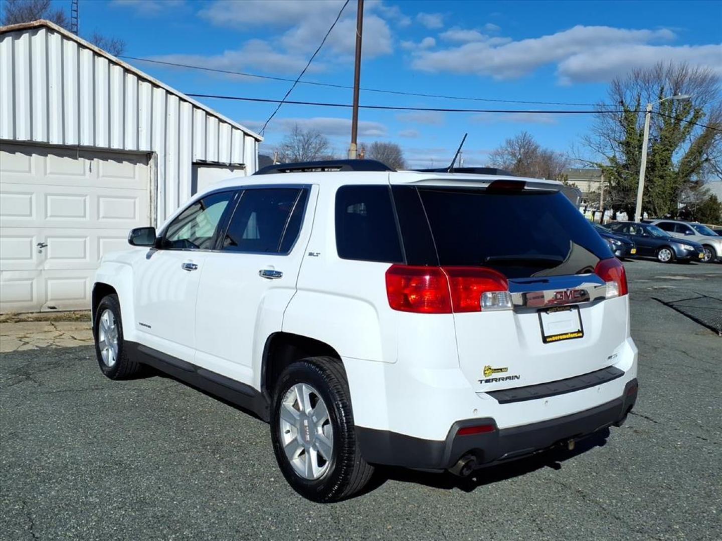 2013 Summit White GMC Terrain SLT-1 (2GKFLVE38D6) with an 3.6L 6 Cylinder Fuel Injected engine, ATAWD transmission, located at 50 Eastern Blvd., Essex, MD, 21221, (410) 686-3444, 39.304367, -76.484947 - Photo#2