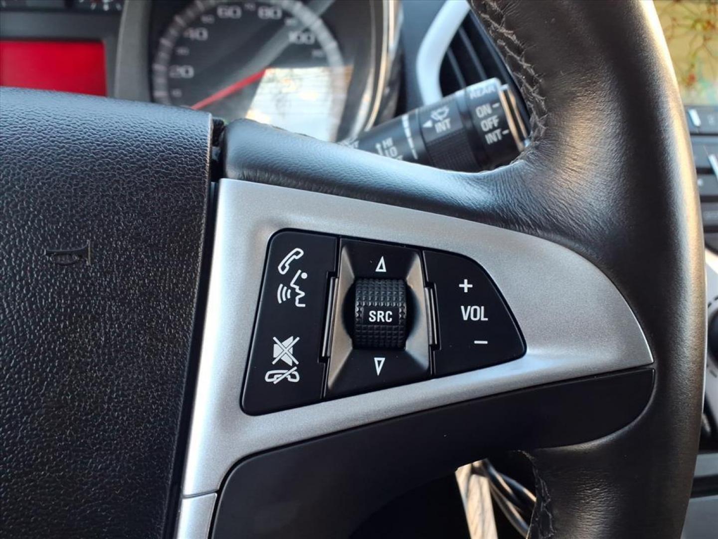 2013 Summit White GMC Terrain SLT-1 (2GKFLVE38D6) with an 3.6L 6 Cylinder Fuel Injected engine, ATAWD transmission, located at 50 Eastern Blvd., Essex, MD, 21221, (410) 686-3444, 39.304367, -76.484947 - Photo#20