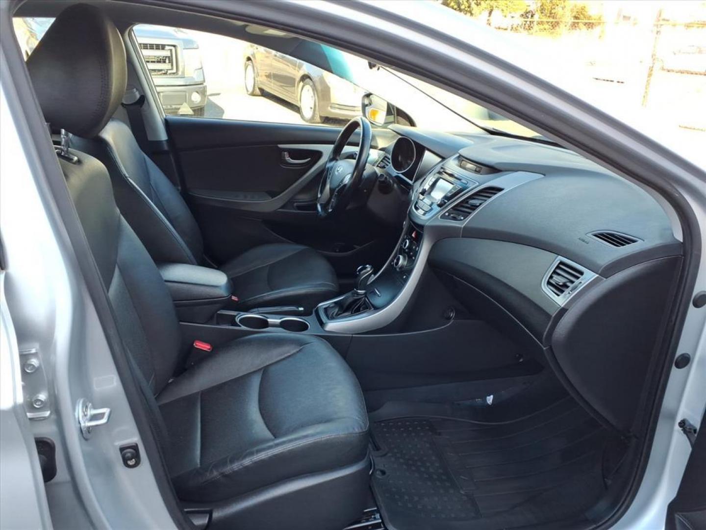 2015 Shimmering Silver Hyundai ELANTRA Sport (KMHDH4AH5FU) with an 2.0L 4 Cylinder Fuel Injected engine, Automatic transmission, located at 50 Eastern Blvd., Essex, MD, 21221, (410) 686-3444, 39.304367, -76.484947 - Photo#17