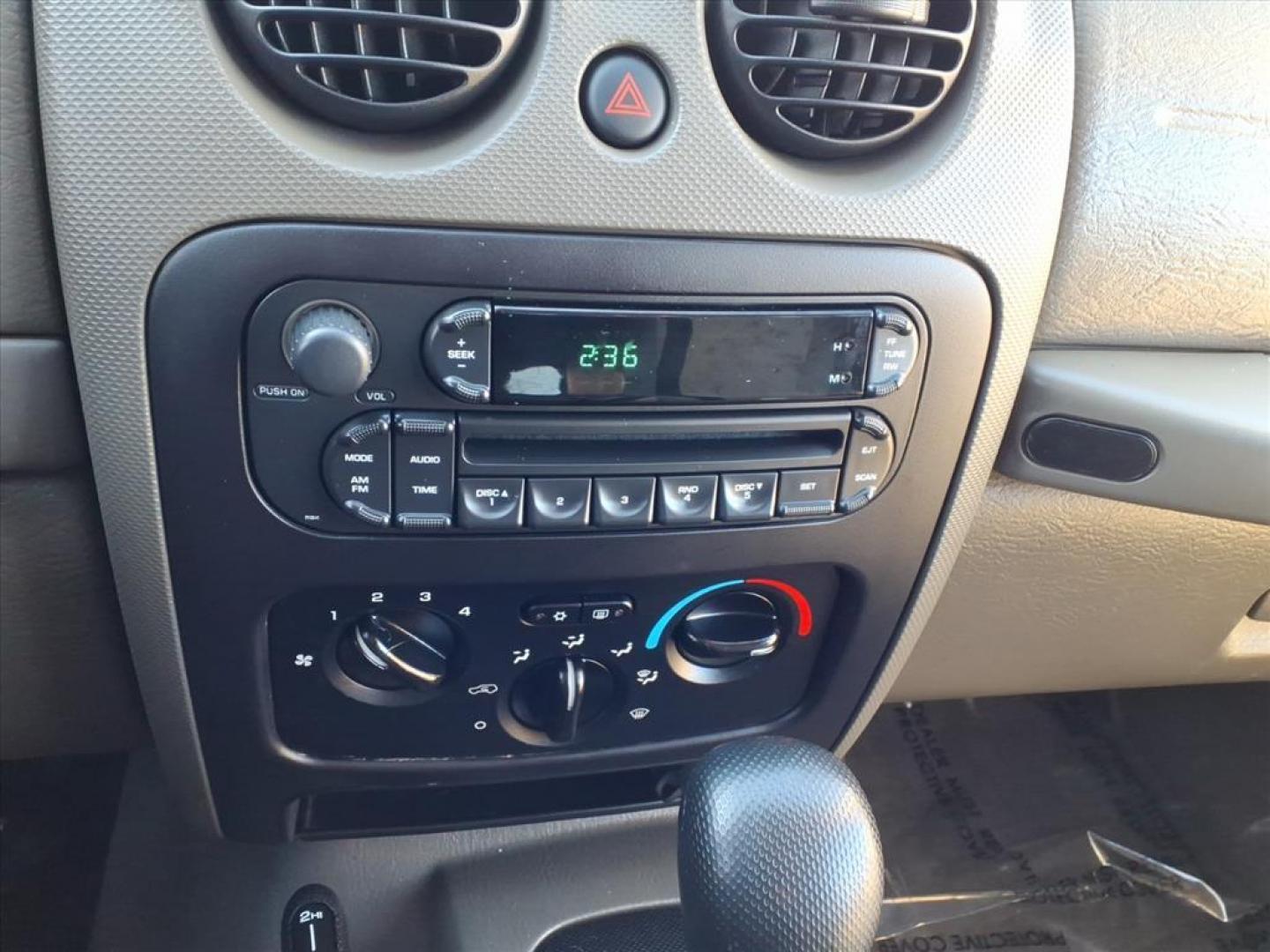 2005 Black Clearcoat Jeep Liberty Sport (1J4GL48K75W) with an 3.7L 6 Cylinder Fuel Injected engine, Automatic transmission, located at 50 Eastern Blvd., Essex, MD, 21221, (410) 686-3444, 39.304367, -76.484947 - Photo#18