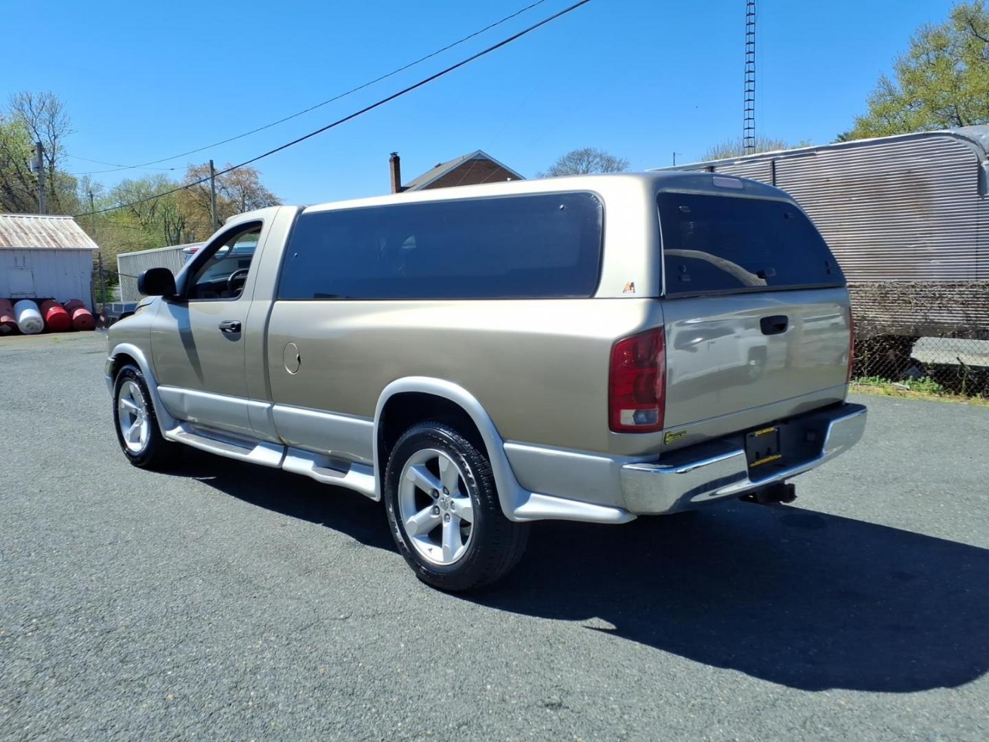 2003 Tan Dodge Ram 1500 ST (1D7HU16N73J) with an 4.7L 4.7L V8 240hp 300ft. lbs. Fuel Injected engine, 5-Speed Automatic transmission, located at 50 Eastern Blvd., Essex, MD, 21221, (410) 686-3444, 39.304367, -76.484947 - Photo#2