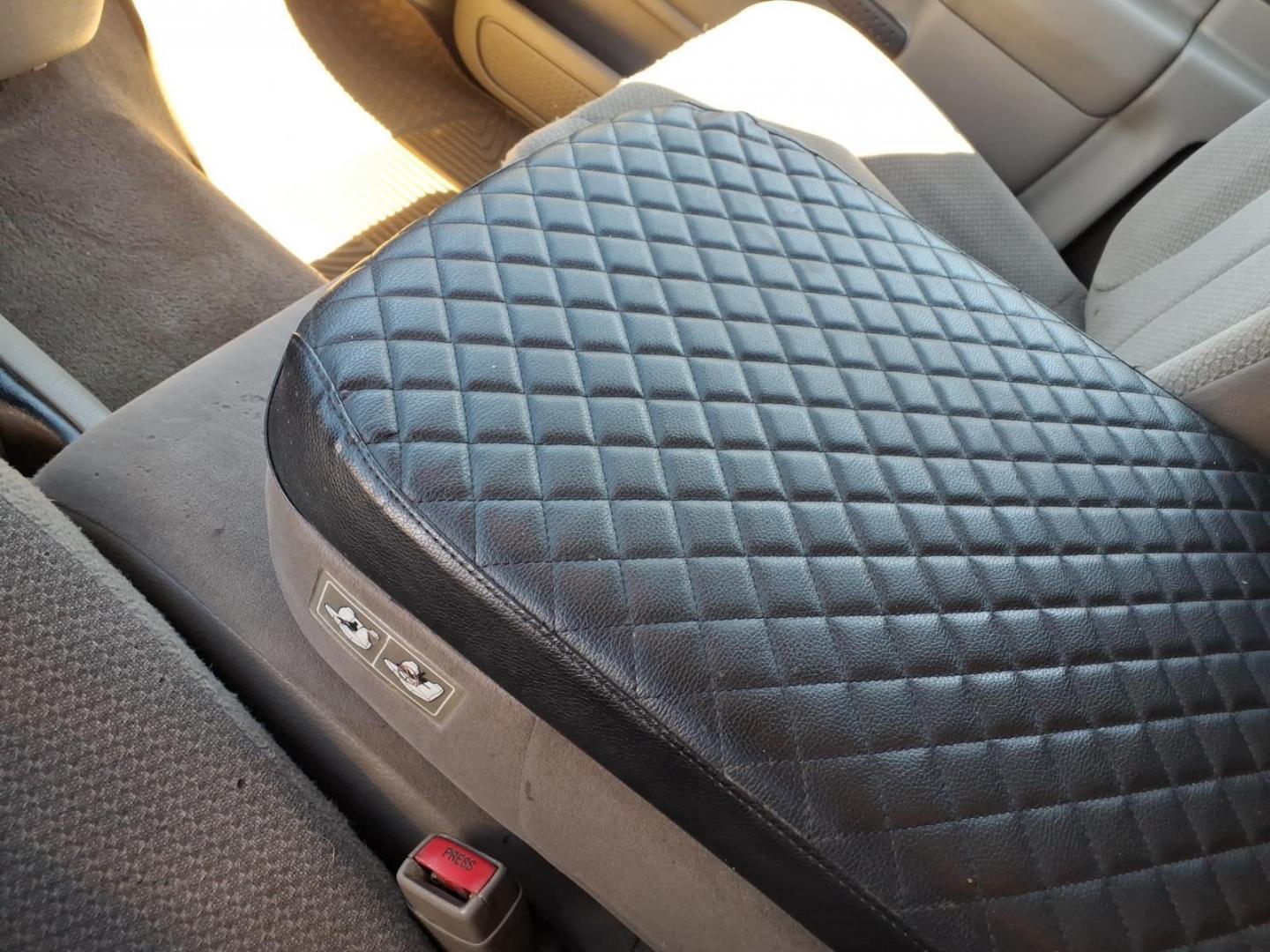 2003 Tan Dodge Ram 1500 ST (1D7HU16N73J) with an 4.7L 4.7L V8 240hp 300ft. lbs. Fuel Injected engine, 5-Speed Automatic transmission, located at 50 Eastern Blvd., Essex, MD, 21221, (410) 686-3444, 39.304367, -76.484947 - Photo#19