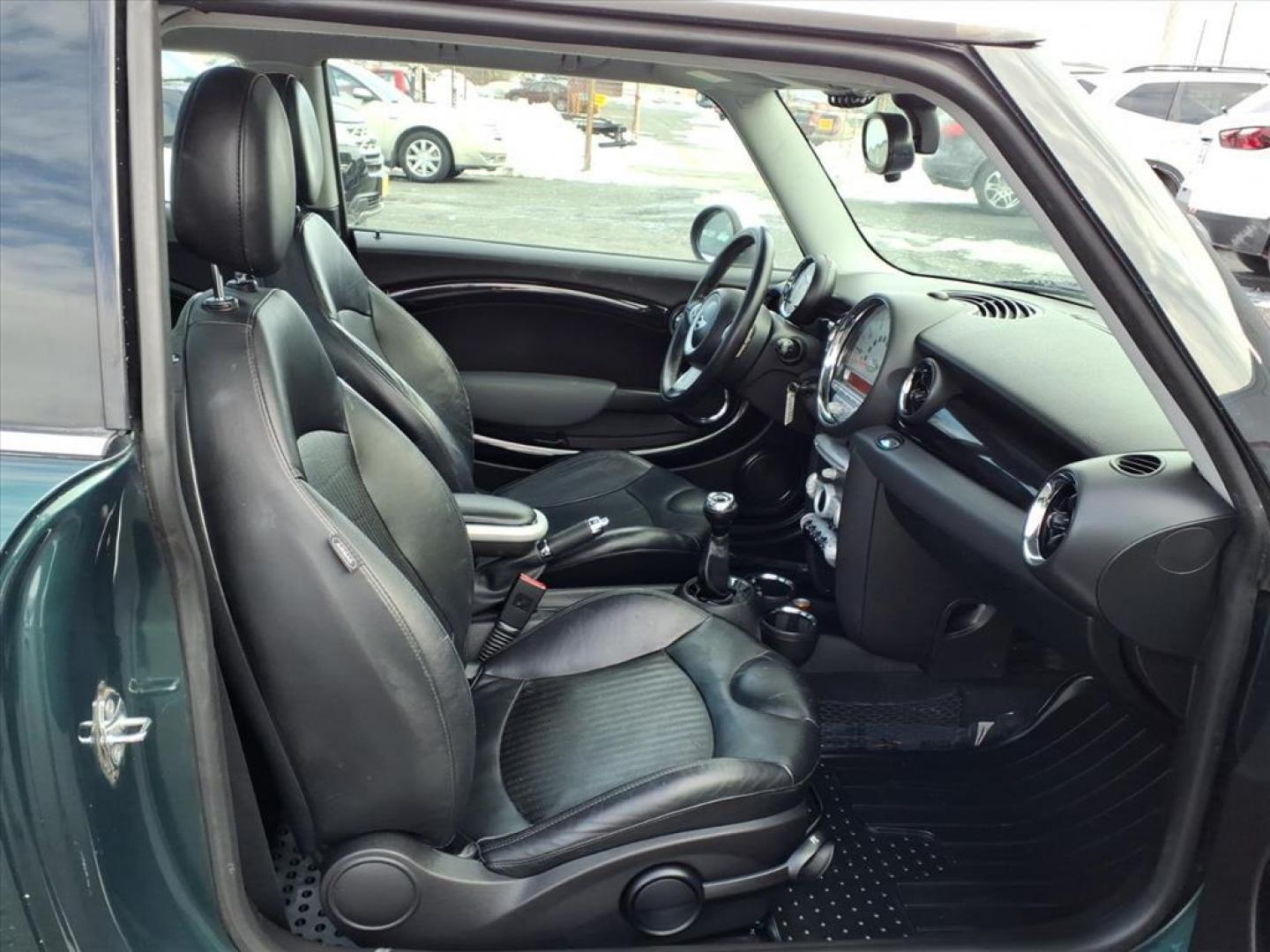 2007 British Racing Green Metallic MINI Cooper S (WMWMF73527T) with an 1.6L 1.6L Turbocharged I4 172hp 177ft. lbs. Turbocharged engine, 6-Speed Manual transmission, located at 50 Eastern Blvd., Essex, MD, 21221, (410) 686-3444, 39.304367, -76.484947 - Photo#15