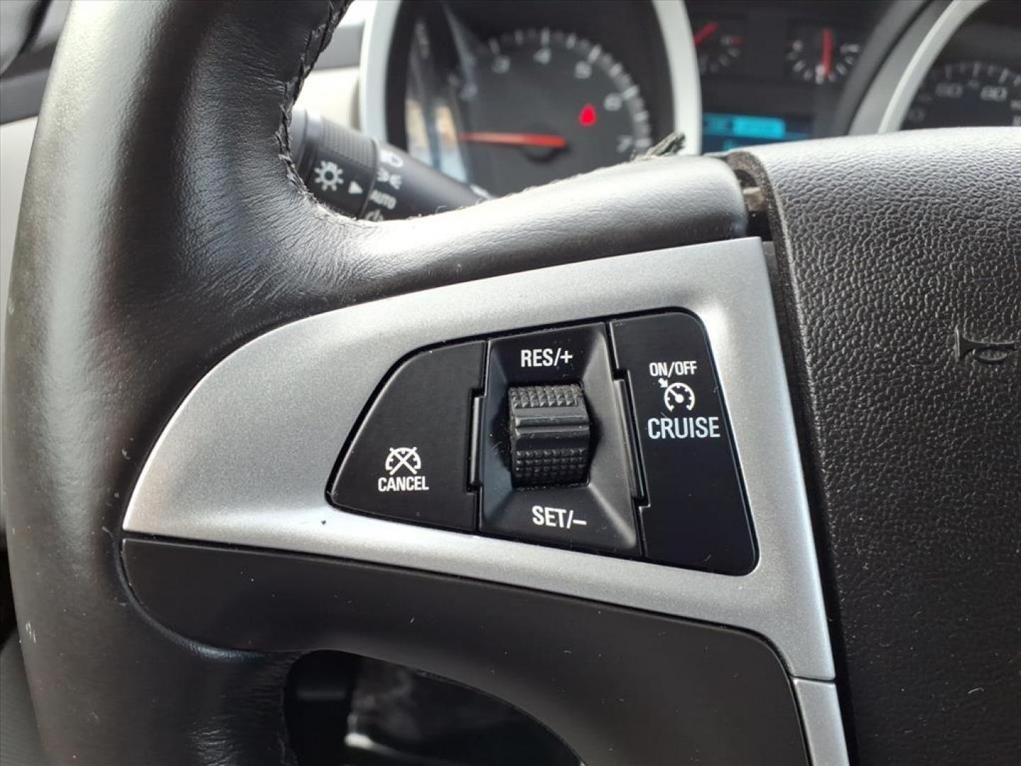 2013 Atlantis Blue Metallic Chevrolet Equinox LT (2GNALDEK2D6) with an 2.4L 2.4L I4 182hp 172ft. lbs. Fuel Injected engine, 6-Speed Shiftable Automatic transmission, located at 50 Eastern Blvd., Essex, MD, 21221, (410) 686-3444, 39.304367, -76.484947 - Photo#19