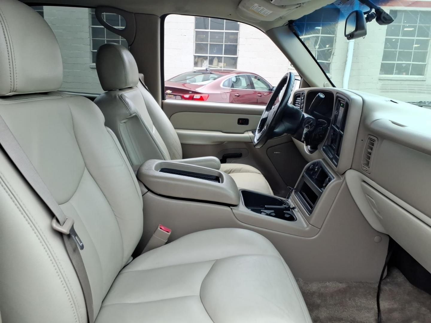 2003 Burg GMC Yukon SLT (1GKEK13Z63J) with an 5.3L 5.3L V8 OHV 16V FI Engine Fuel Injected engine, 4-Speed Automatic transmission, located at 50 Eastern Blvd., Essex, MD, 21221, (410) 686-3444, 39.304367, -76.484947 - Photo#13