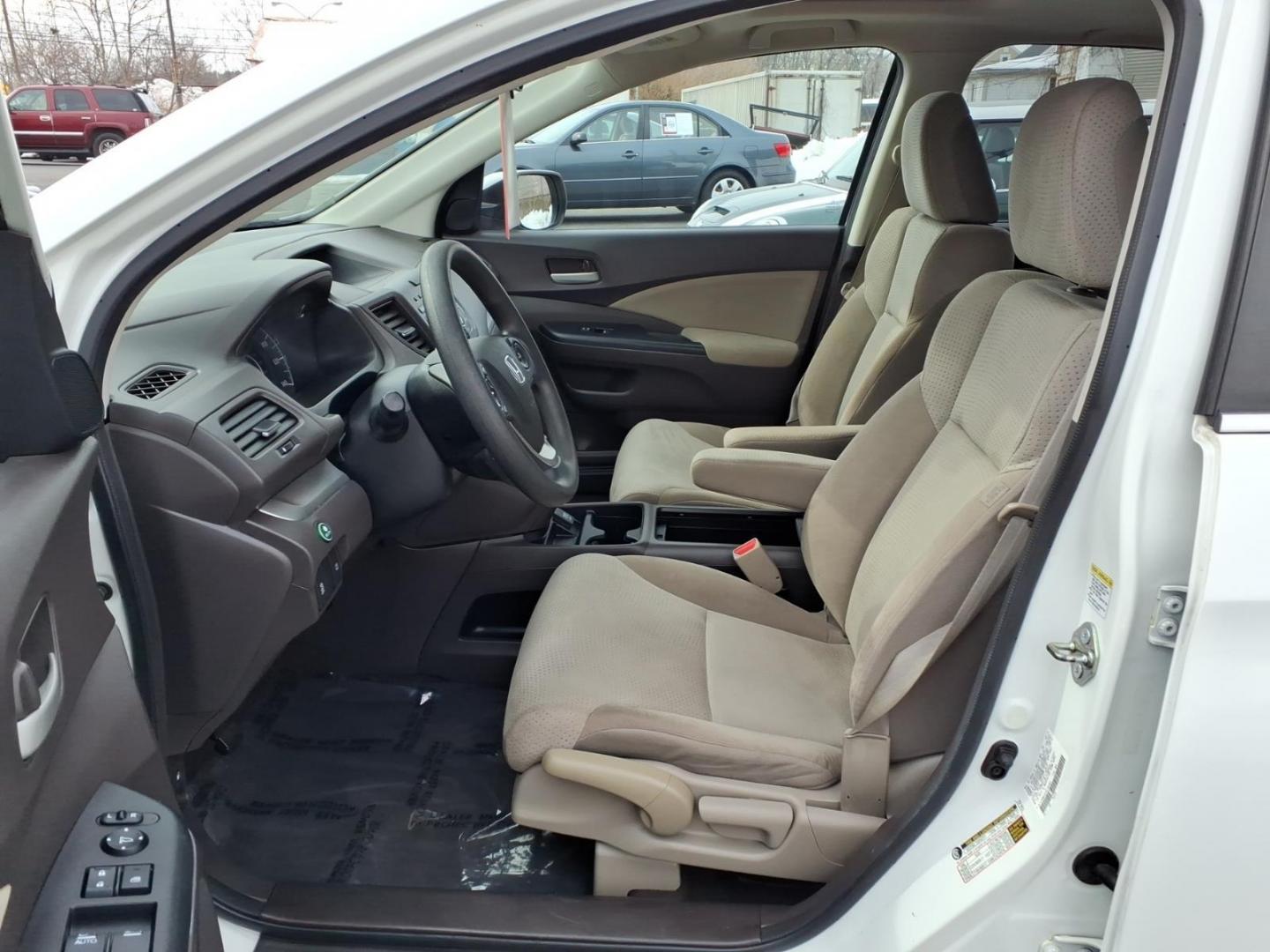 2014 White Diamond Pearl Honda CR-V EX (5J6RM4H55EL) with an 2.4L 2.4L I4 185hp 163ft. lbs. Sequential-Port F.I. engine, 5-Speed Automatic transmission, located at 50 Eastern Blvd., Essex, MD, 21221, (410) 686-3444, 39.304367, -76.484947 - Photo#11