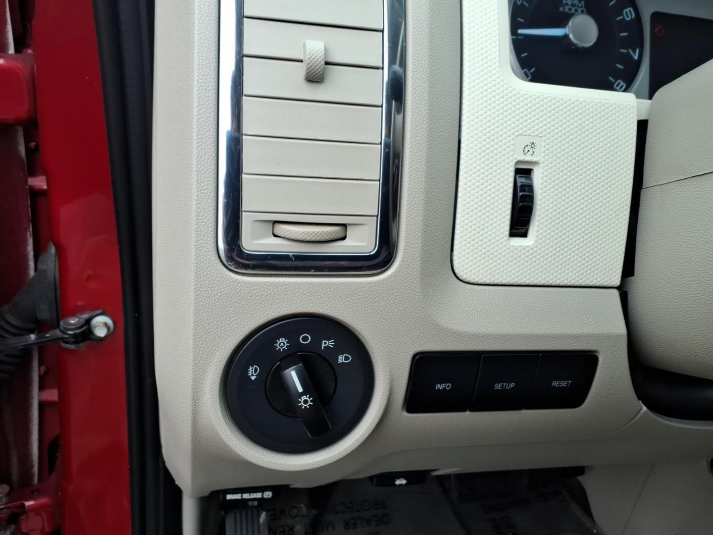 2010 Red Mercury Mariner Premier I4 (4M2CN8H73AK) with an 2.5L Duratec 2.5L I4 171hp 171ft. lbs. Sequential-Port F.I. engine, 6-Speed Automatic transmission, located at 50 Eastern Blvd., Essex, MD, 21221, (410) 686-3444, 39.304367, -76.484947 - Photo#20