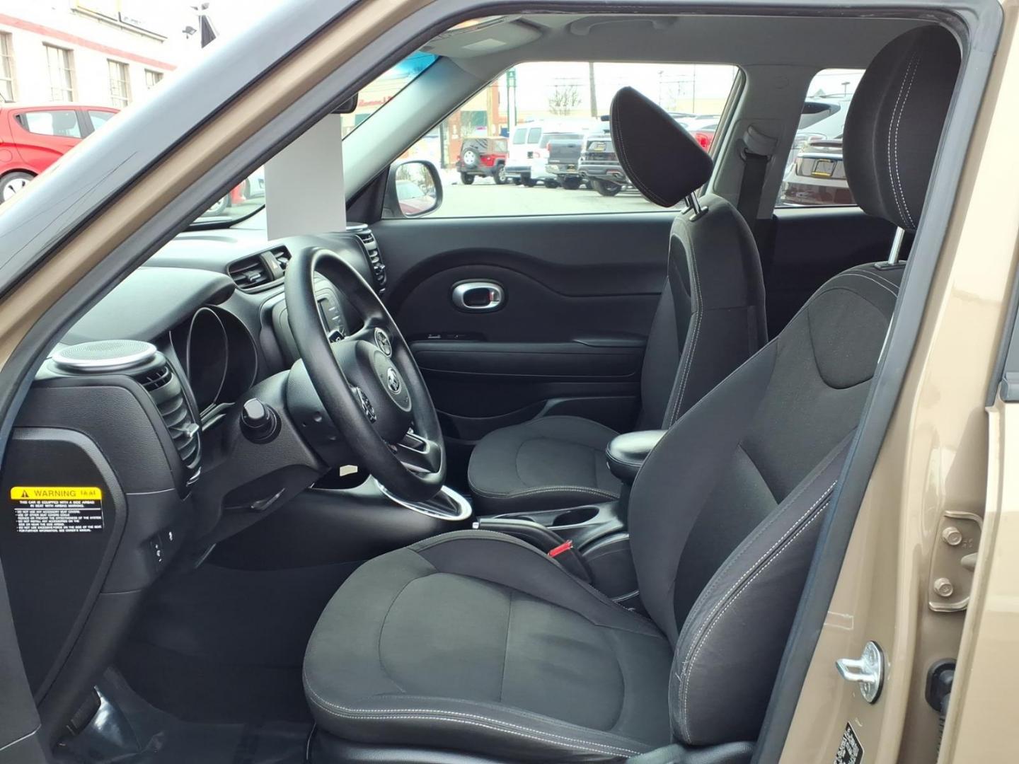 2015 Latte Brown Kia Soul Base (KNDJN2A2XF7) with an 1.6L 1.6L I4 130hp 118ft. lbs. Fuel Injected engine, 6-Speed Shiftable Automatic transmission, located at 50 Eastern Blvd., Essex, MD, 21221, (410) 686-3444, 39.304367, -76.484947 - Photo#11