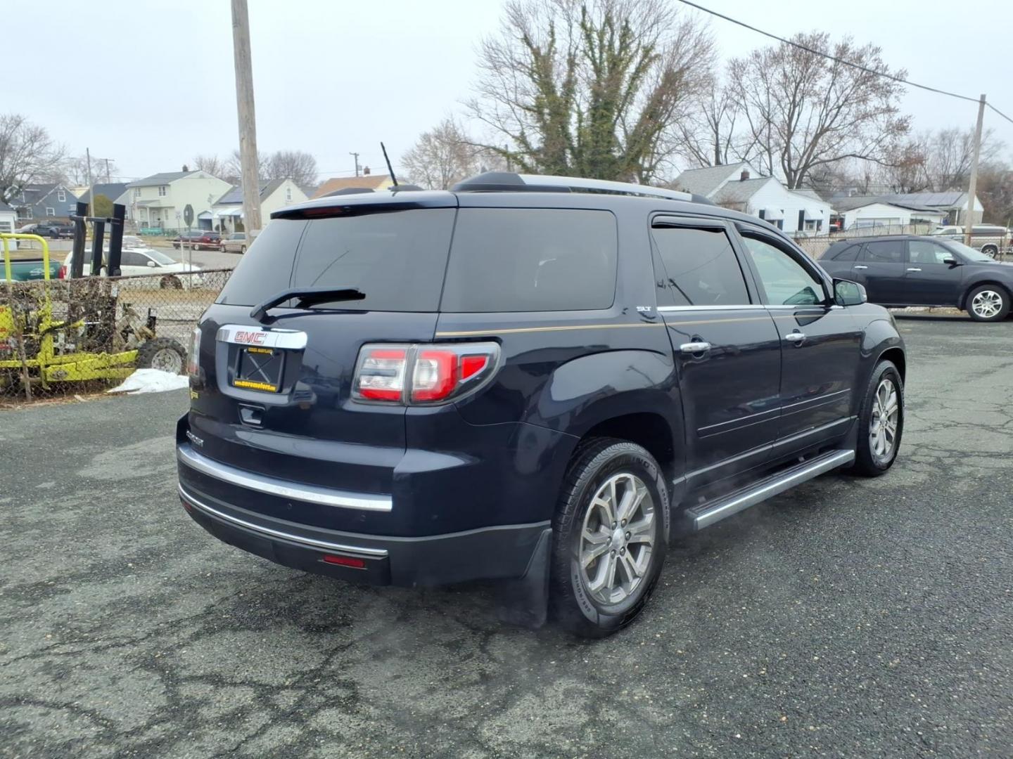 2016 Blue GMC Acadia SLT-1 (1GKKRRKD2GJ) with an 3.6L 3.6L V6 281hp 266ft. lbs. Fuel Injected engine, 6-Speed Shiftable Automatic transmission, located at 50 Eastern Blvd., Essex, MD, 21221, (410) 686-3444, 39.304367, -76.484947 - Photo#4
