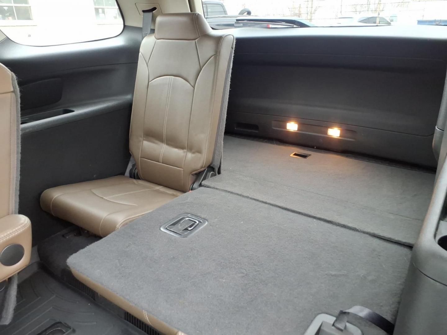 2016 Blue GMC Acadia SLT-1 (1GKKRRKD2GJ) with an 3.6L 3.6L V6 281hp 266ft. lbs. Fuel Injected engine, 6-Speed Shiftable Automatic transmission, located at 50 Eastern Blvd., Essex, MD, 21221, (410) 686-3444, 39.304367, -76.484947 - Photo#12