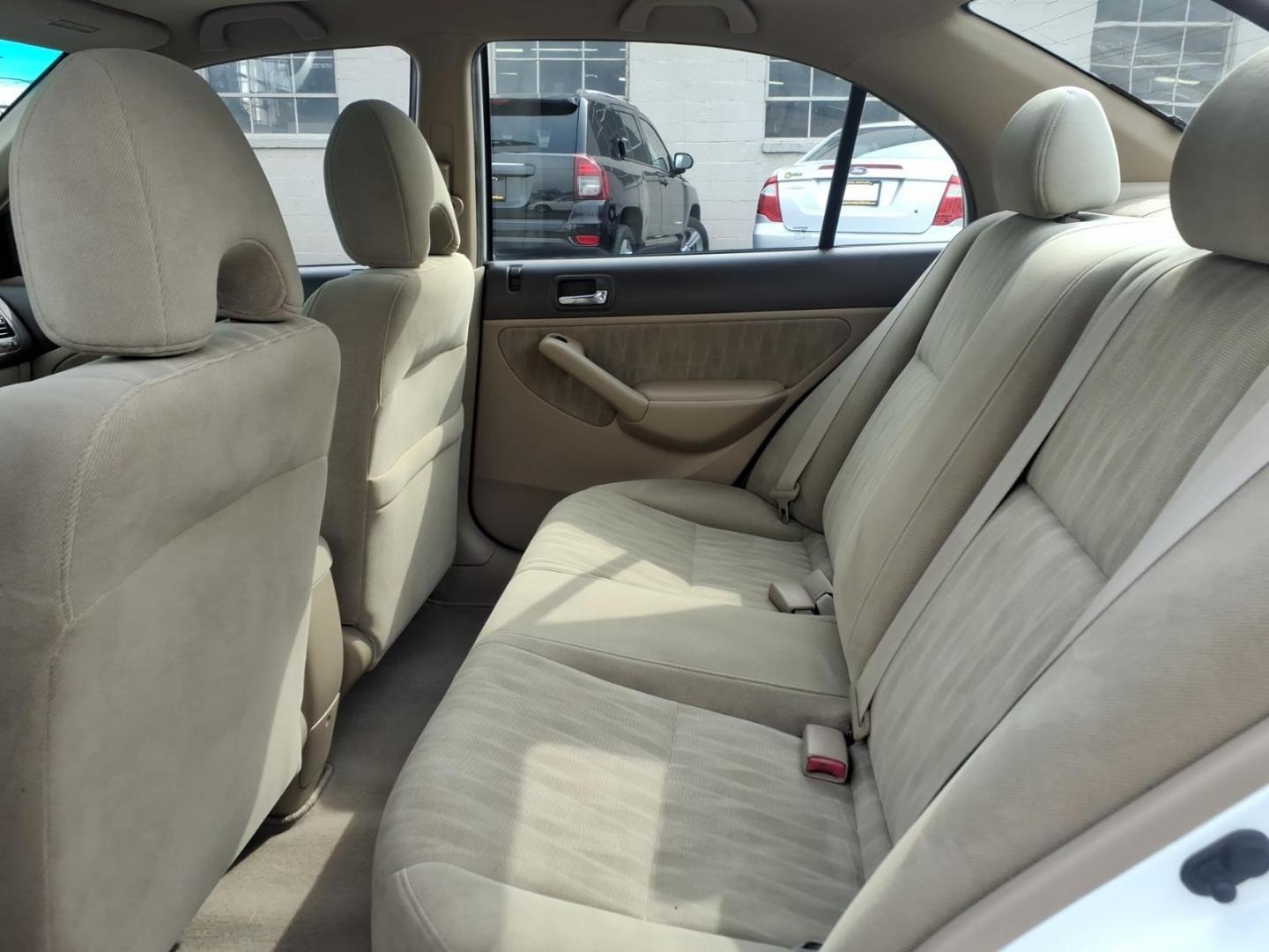 2004 White Honda Civic (2HGES257X4H) with an 1.7L 4 Cylinder Fuel Injected engine, Automatic transmission, located at 50 Eastern Blvd., Essex, MD, 21221, (410) 686-3444, 39.304367, -76.484947 - Photo#11