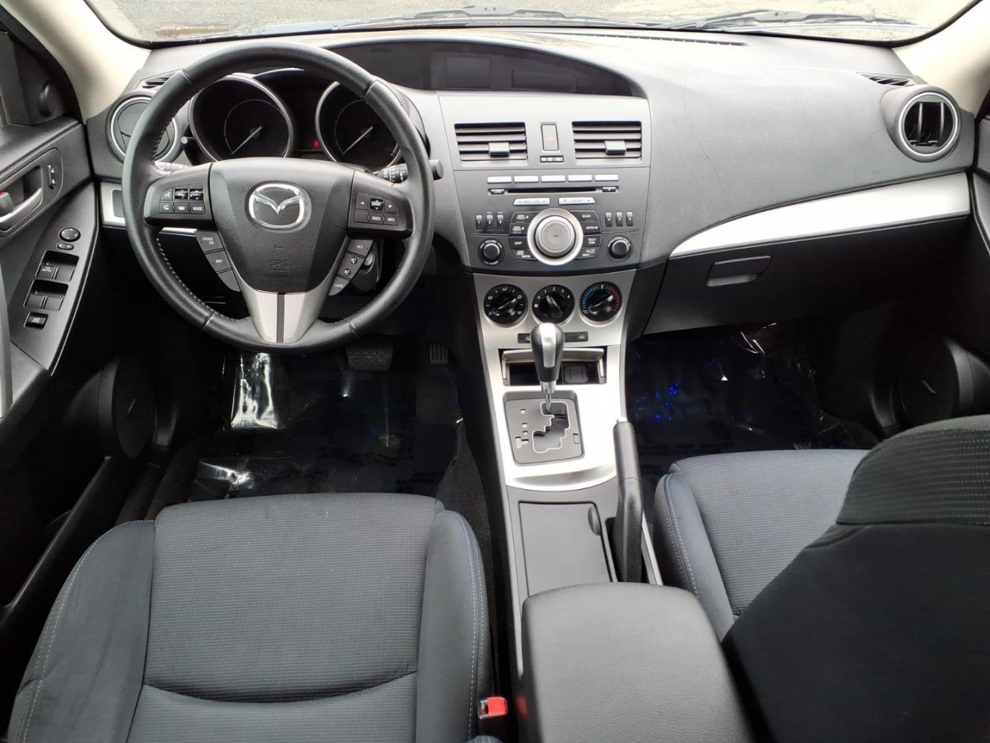 2010 Gray Mazda Mazda3 (JM1BL1S6XA1) with an 2.5L 4 Cylinder Sequential-Port F.I. engine, Automatic transmission, located at 50 Eastern Blvd., Essex, MD, 21221, (410) 686-3444, 39.304367, -76.484947 - Photo#11